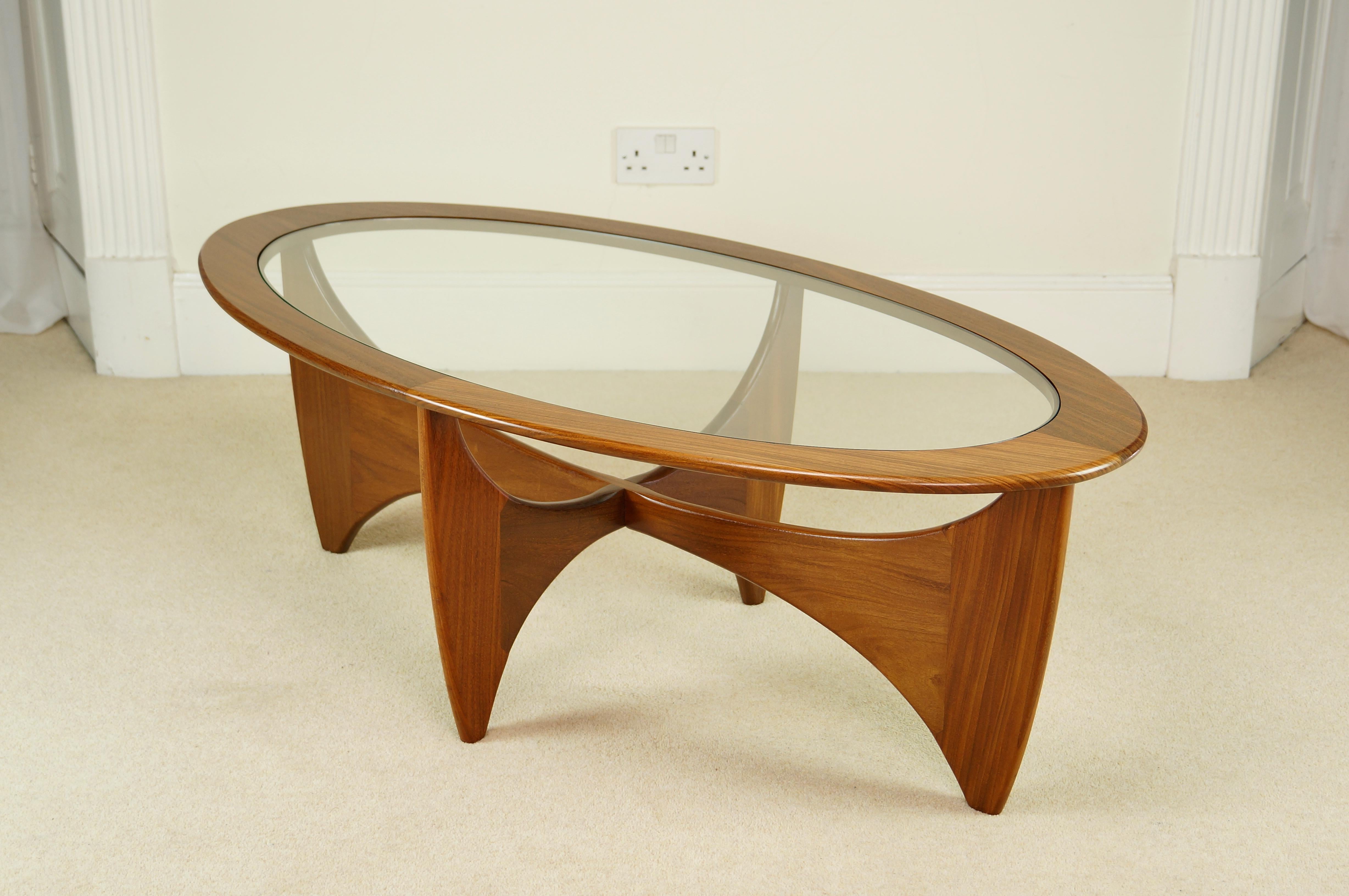 Vintage G Plan Astro Teak and Glass Oval Coffee Table, Retro 1960s Midcentury In Good Condition In Huddersfield, GB