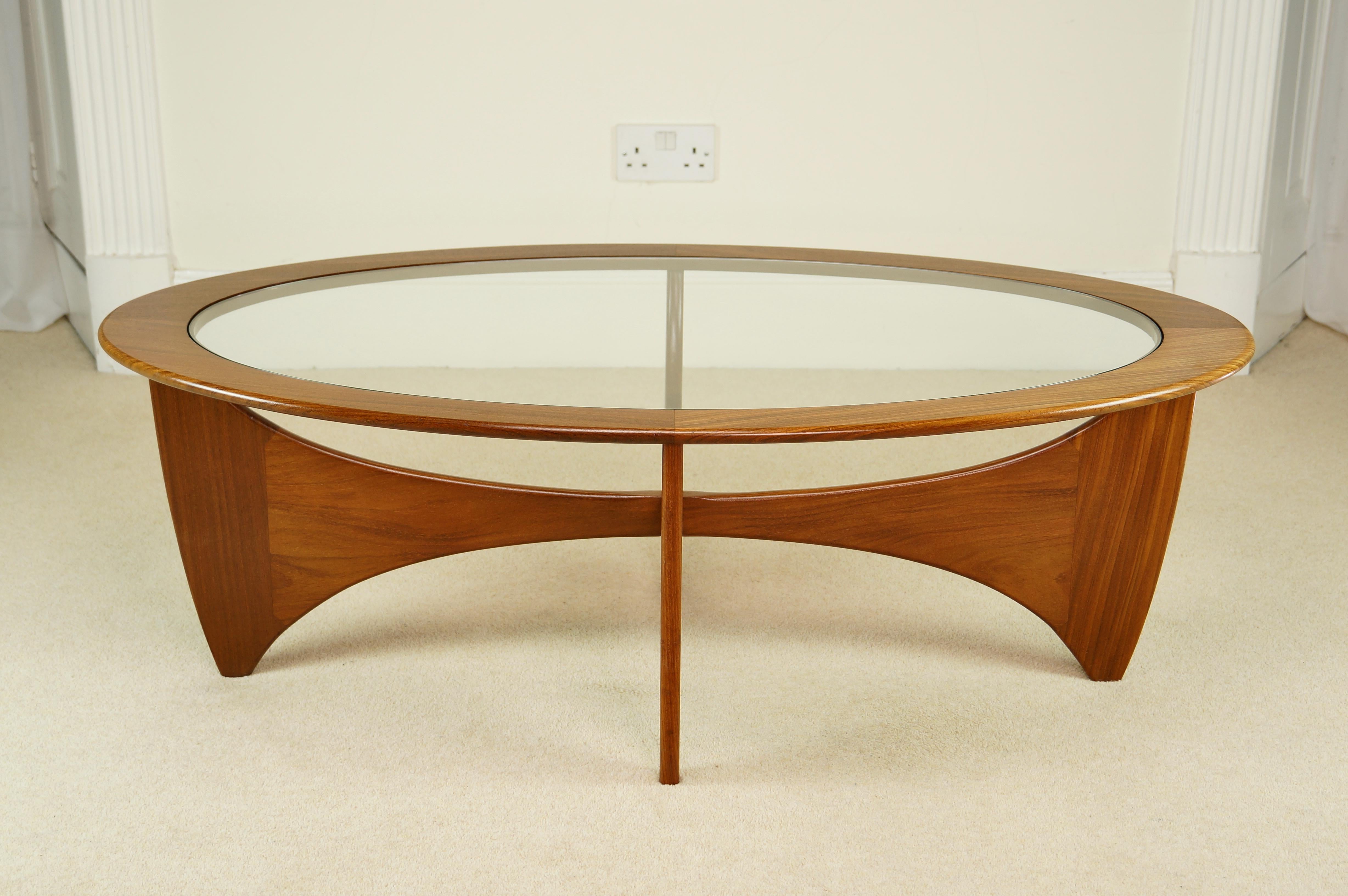 Mid-20th Century Vintage G Plan Astro Teak and Glass Oval Coffee Table, Retro 1960s Midcentury