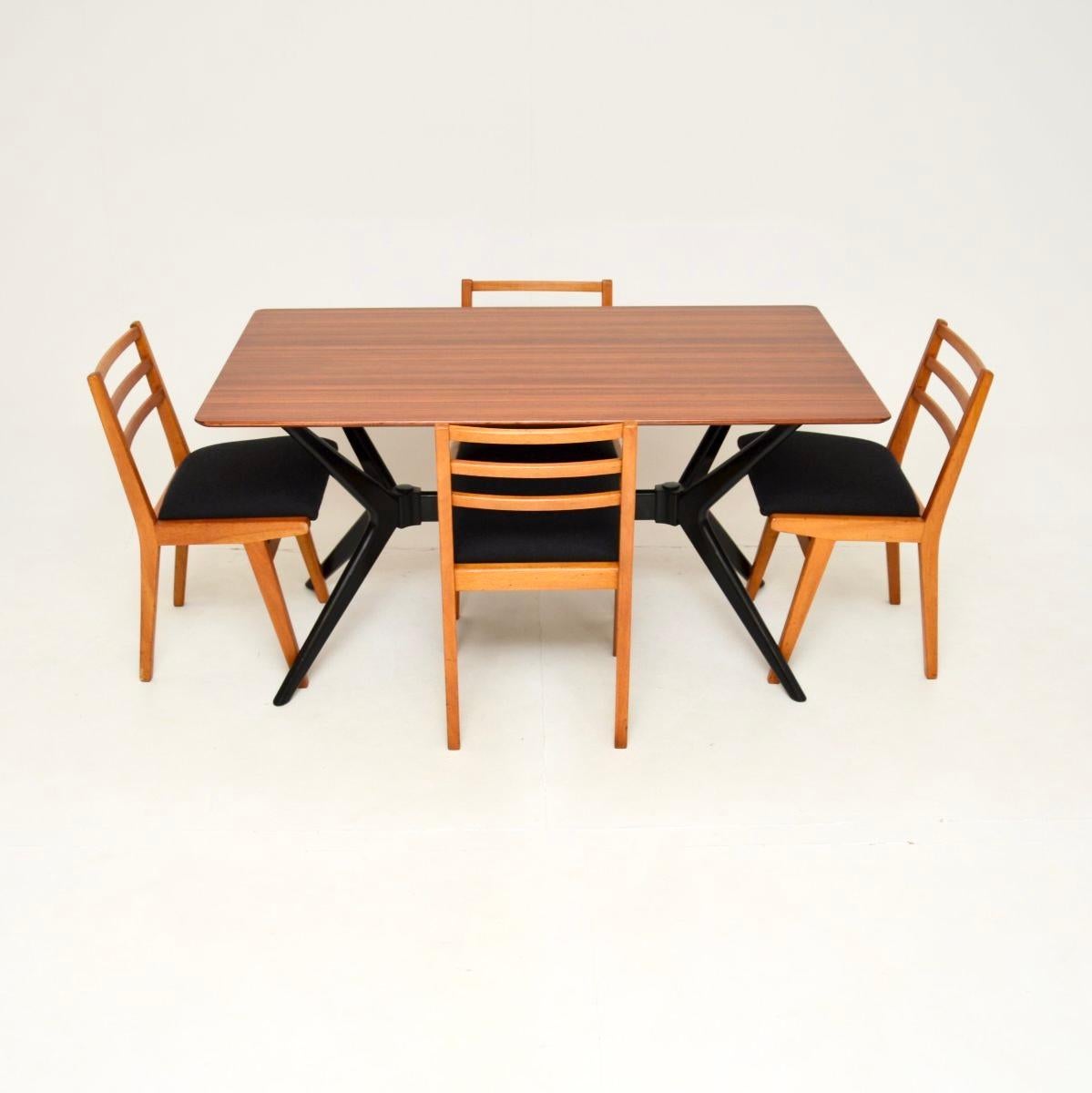Britannique Table et chaises de salle à manger Redford de G-Plan d'époque en vente