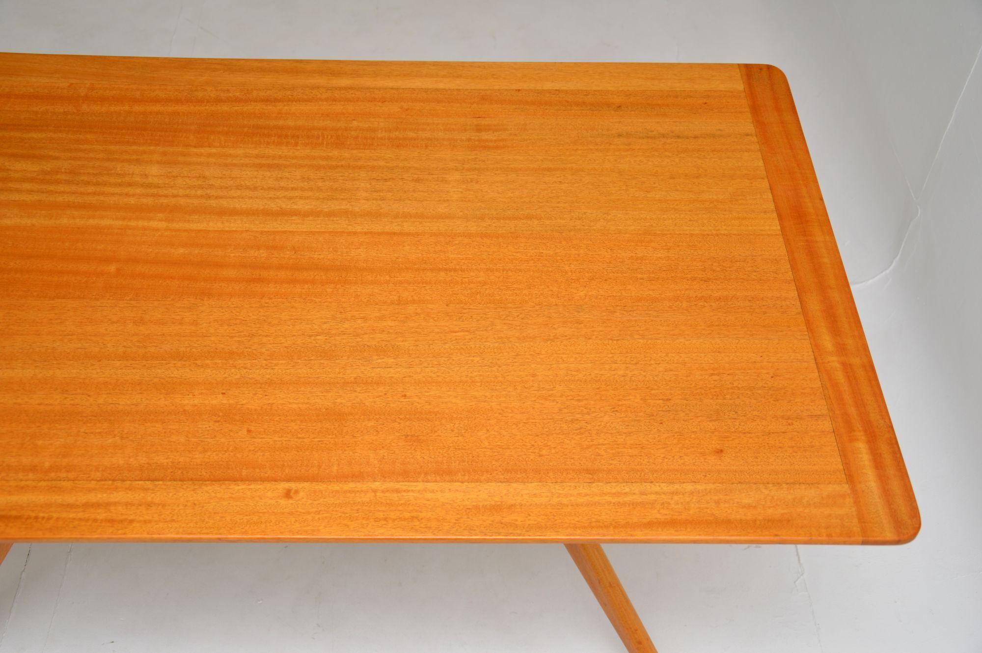 Vintage G Plan Redford Dining Table In Good Condition In London, GB