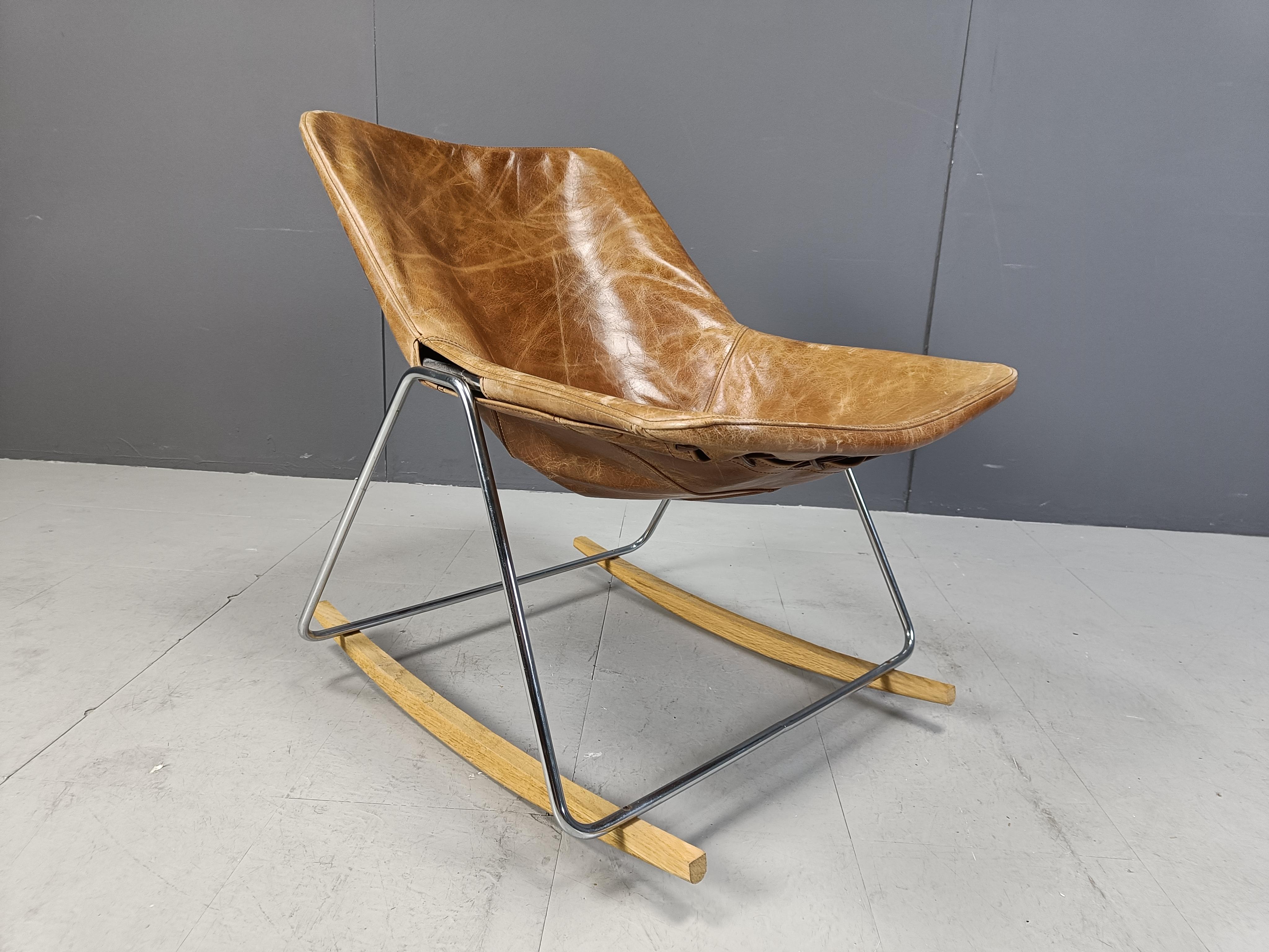 Vintage G1 rocking chair by Pierre Guariche, 1950s 5