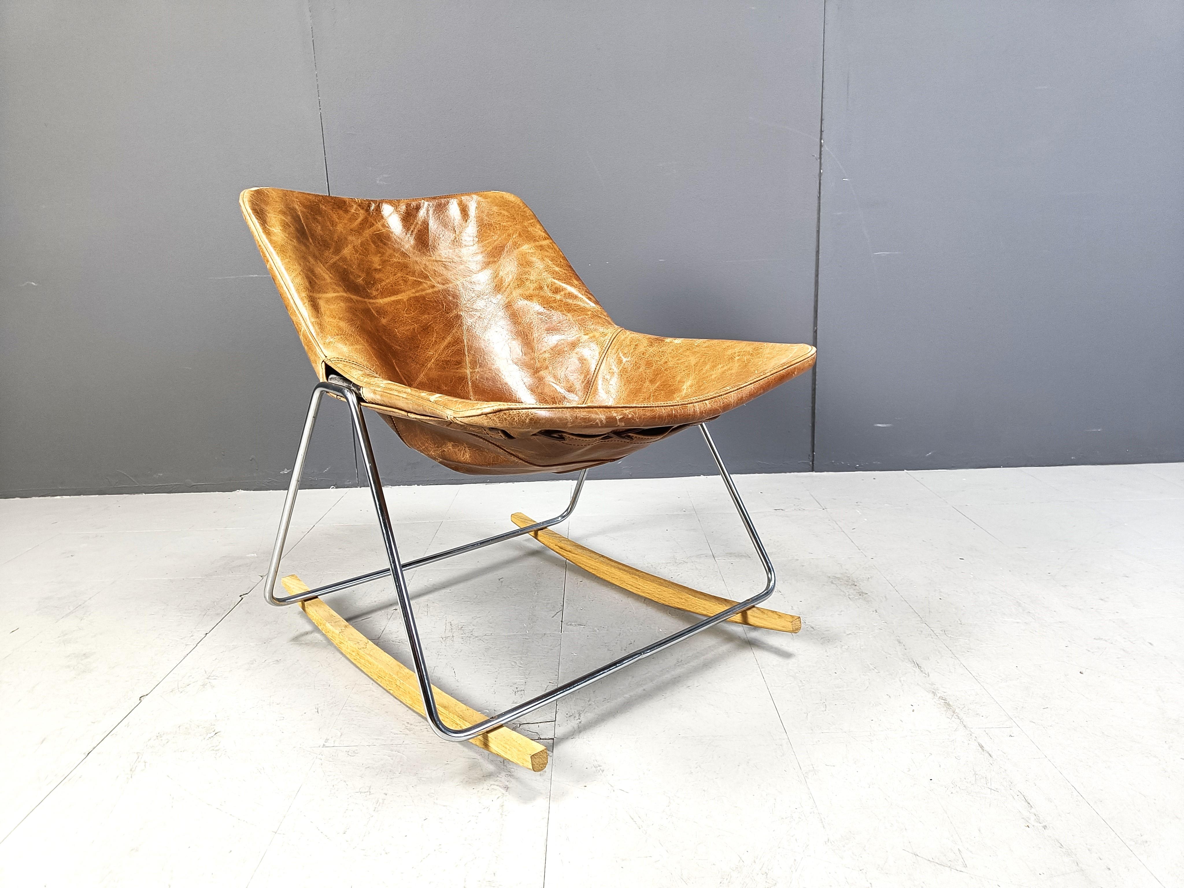 Mid-Century Modern Vintage G1 rocking chair by Pierre Guariche, 1950s