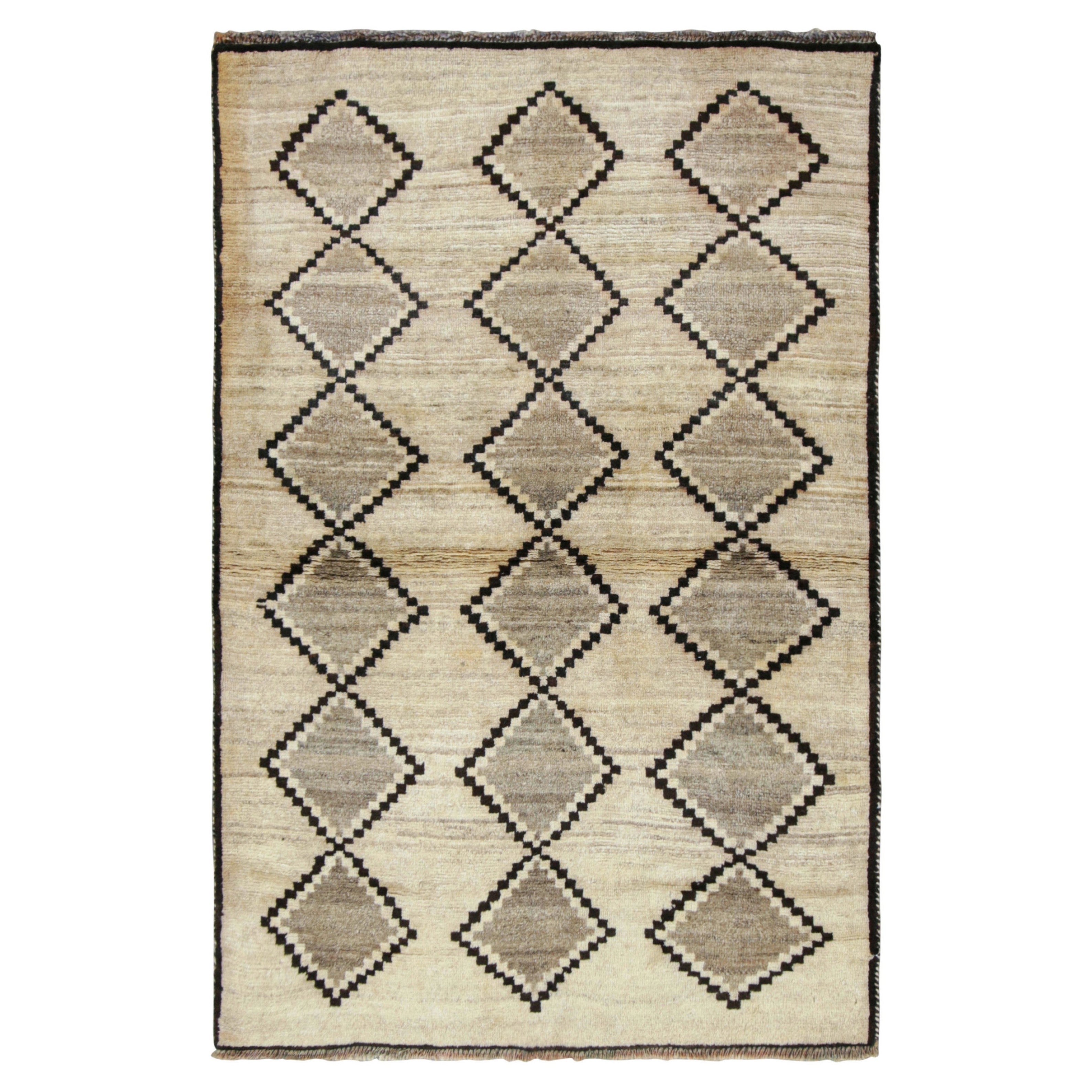 Vintage Gabbeh Persian Rug, Beige with Gray Diamond Patterns - Rug & Kilim
