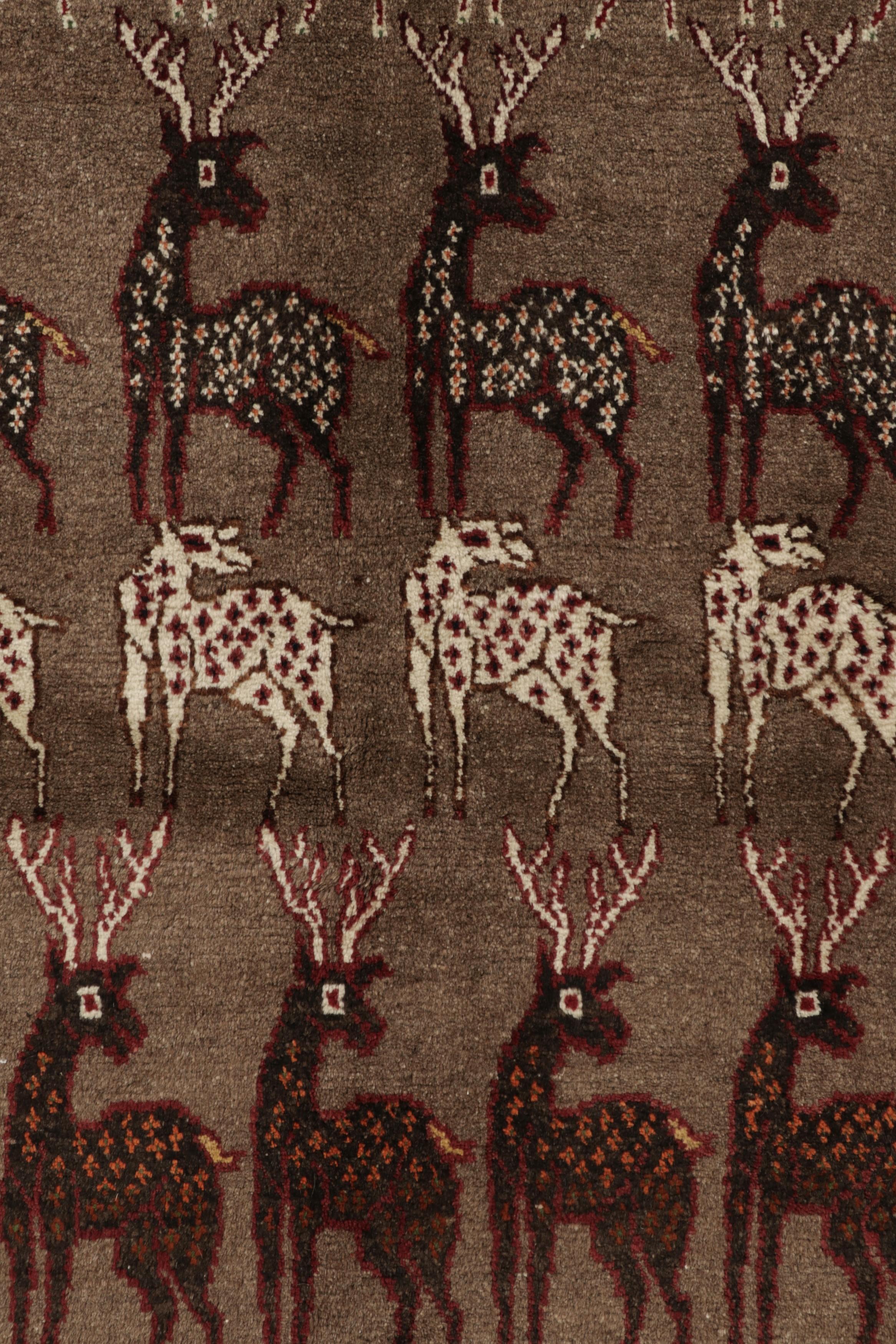 Vintage Gabbeh Perserteppich, braun mit bunten Tierbildern - Rug & Kilim (Stammeskunst) im Angebot