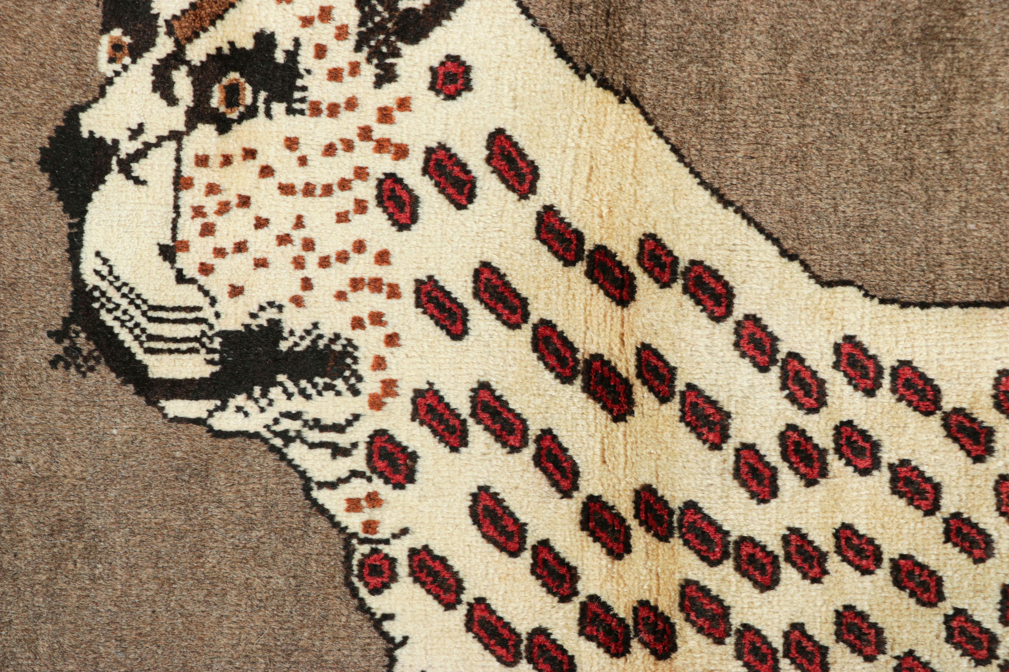 Alfombra persa Gabbeh vintage, crema y marrón con dibujo de leopardo - Rug & Kilim Tribal en venta