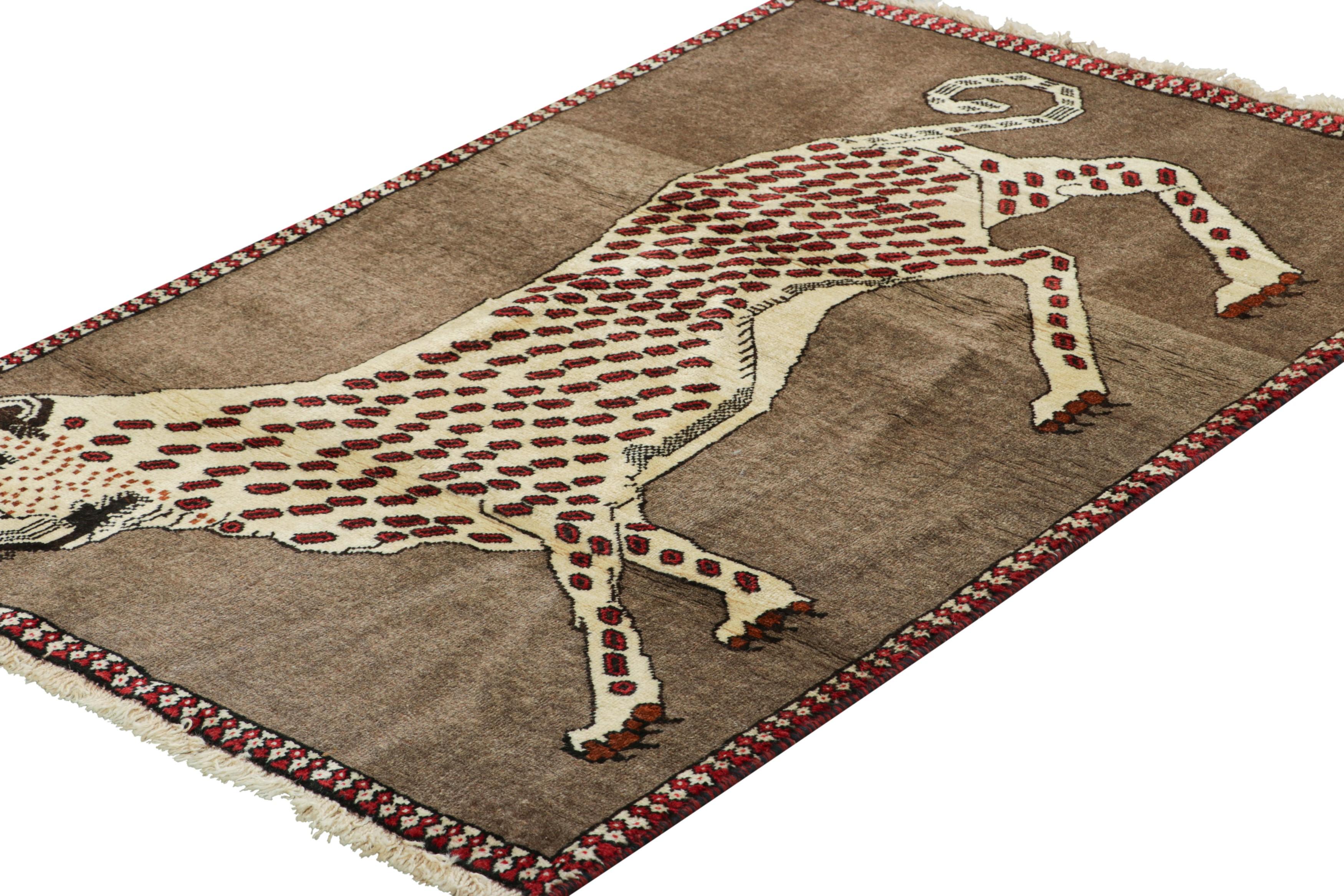 Alfombra persa Gabbeh vintage, crema y marrón con dibujo de leopardo - Rug & Kilim Persa en venta