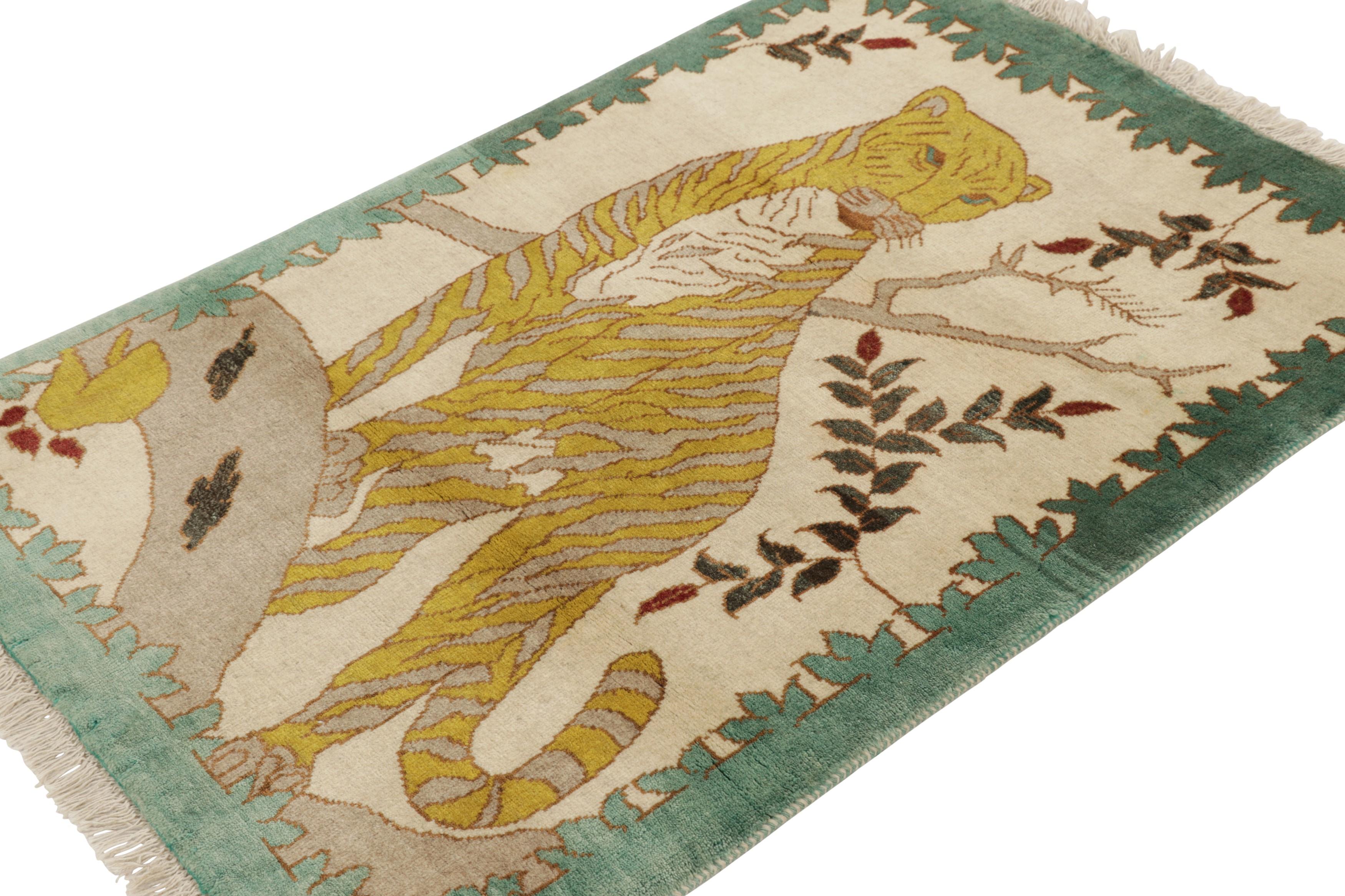 Tappeto persiano Gabbeh vintage, crema con leone dorato - Rug & Kilim In condizioni ottime in vendita a Long Island City, NY
