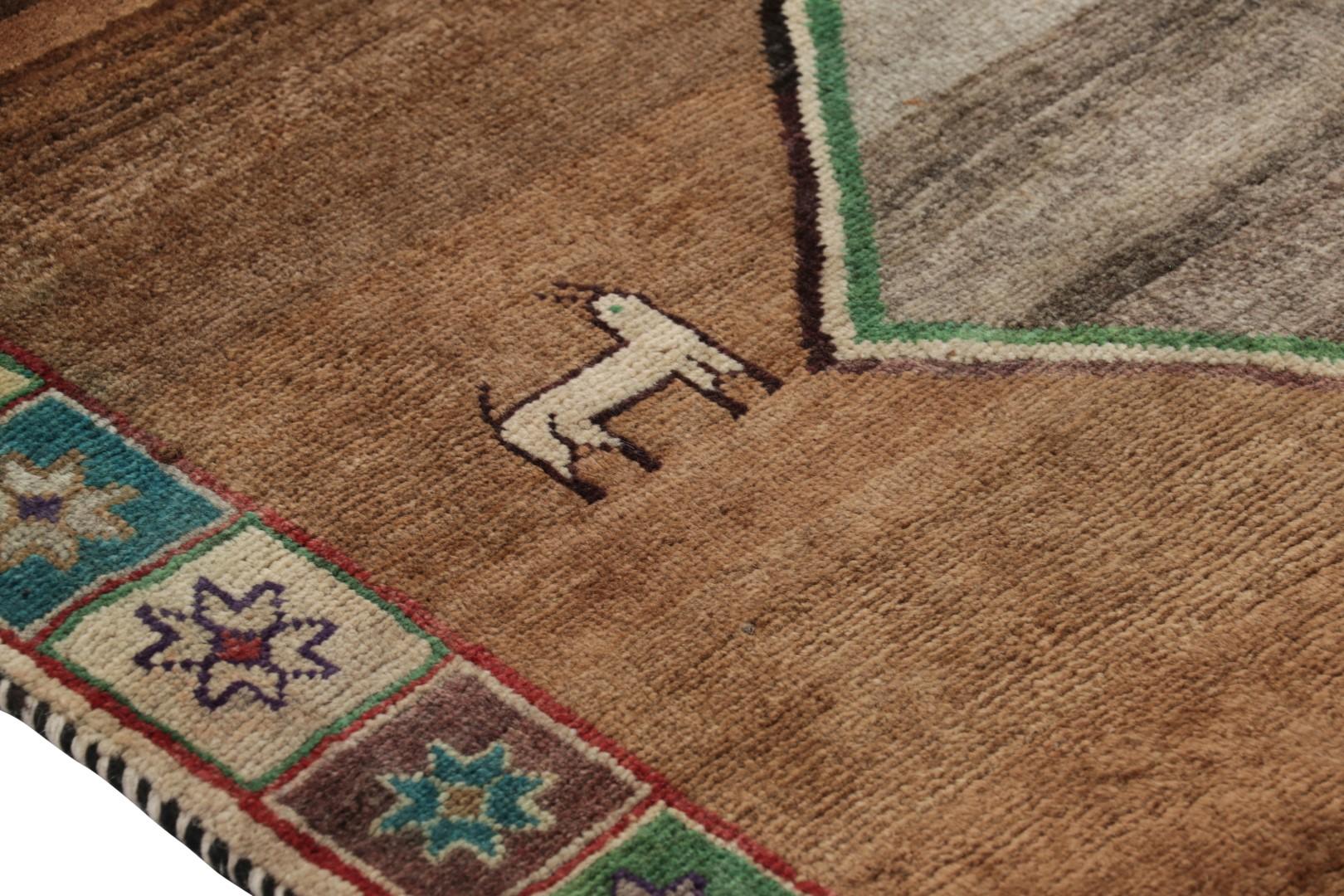 Alfombra Persa Gabbeh Vintage Marrón con Medallones de Diamante - Rug & Kilim Tribal en venta