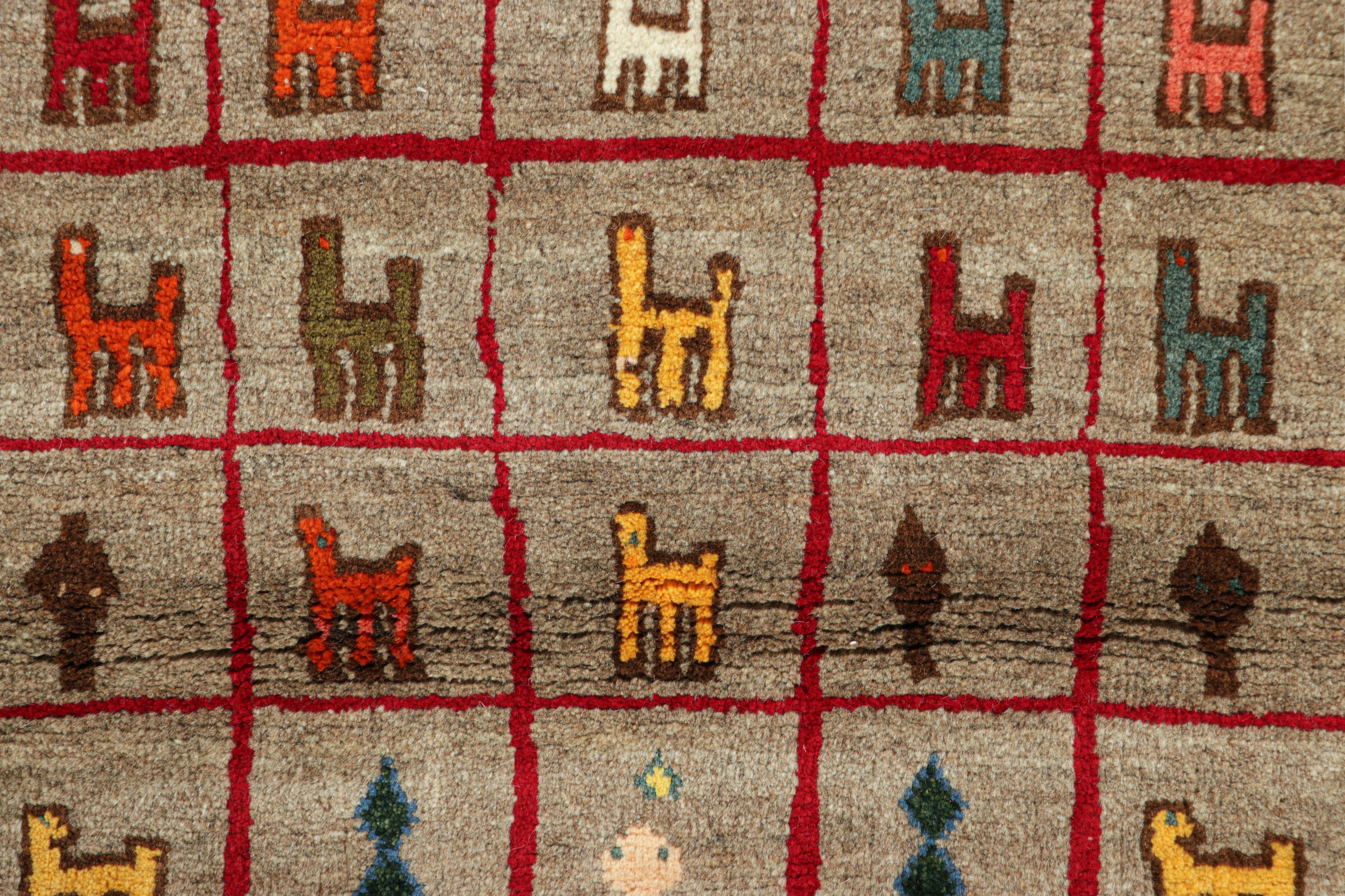 Vintage Gabbeh Perserteppich, Taupe mit bunten Tierbildern - Rug & Kilim im Zustand „Gut“ im Angebot in Long Island City, NY