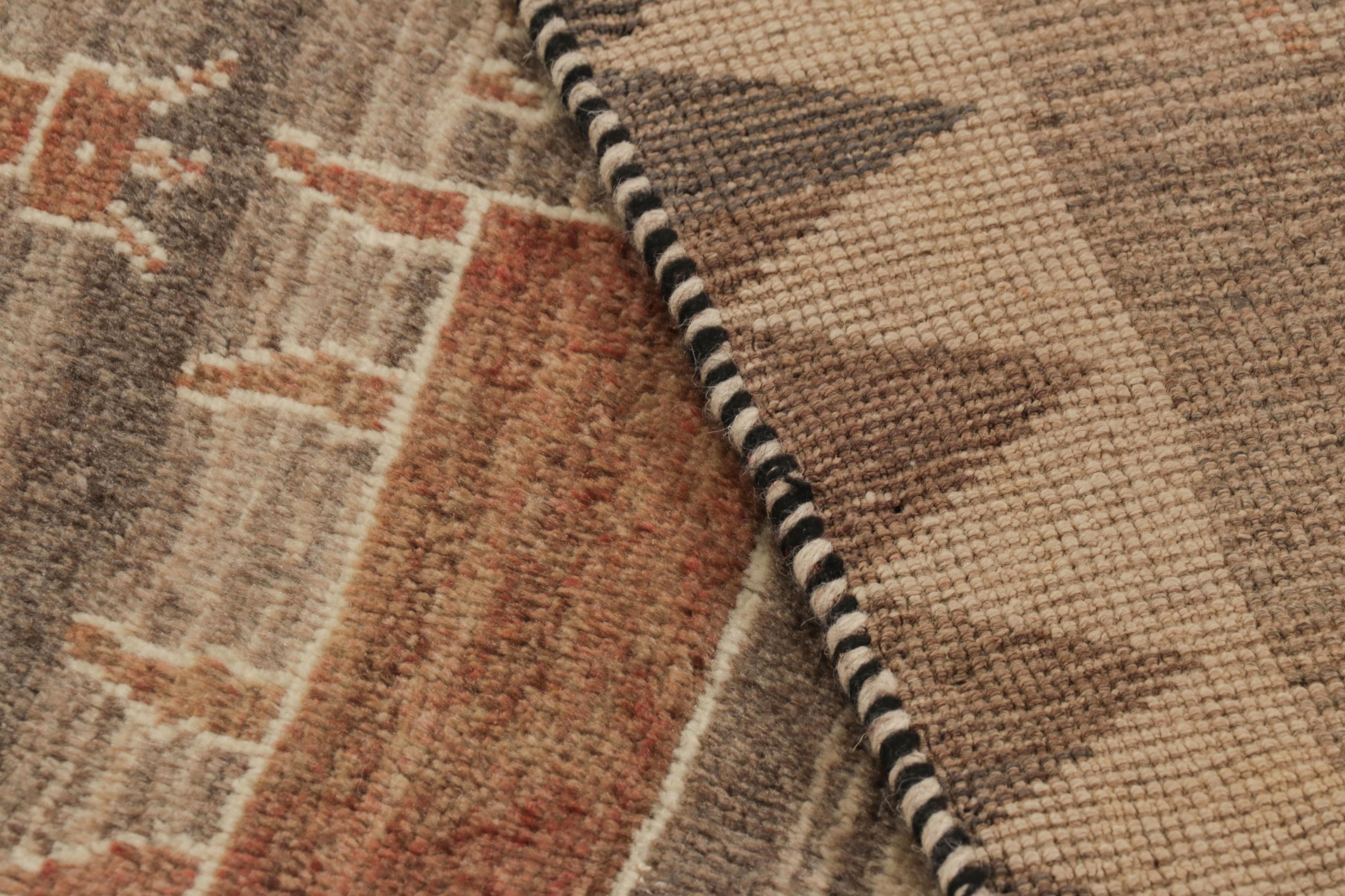 Alfombra Persa Gabbeh Vintage con Dibujos de Animales Beige-Marrón - Rug & Kilim en venta 2