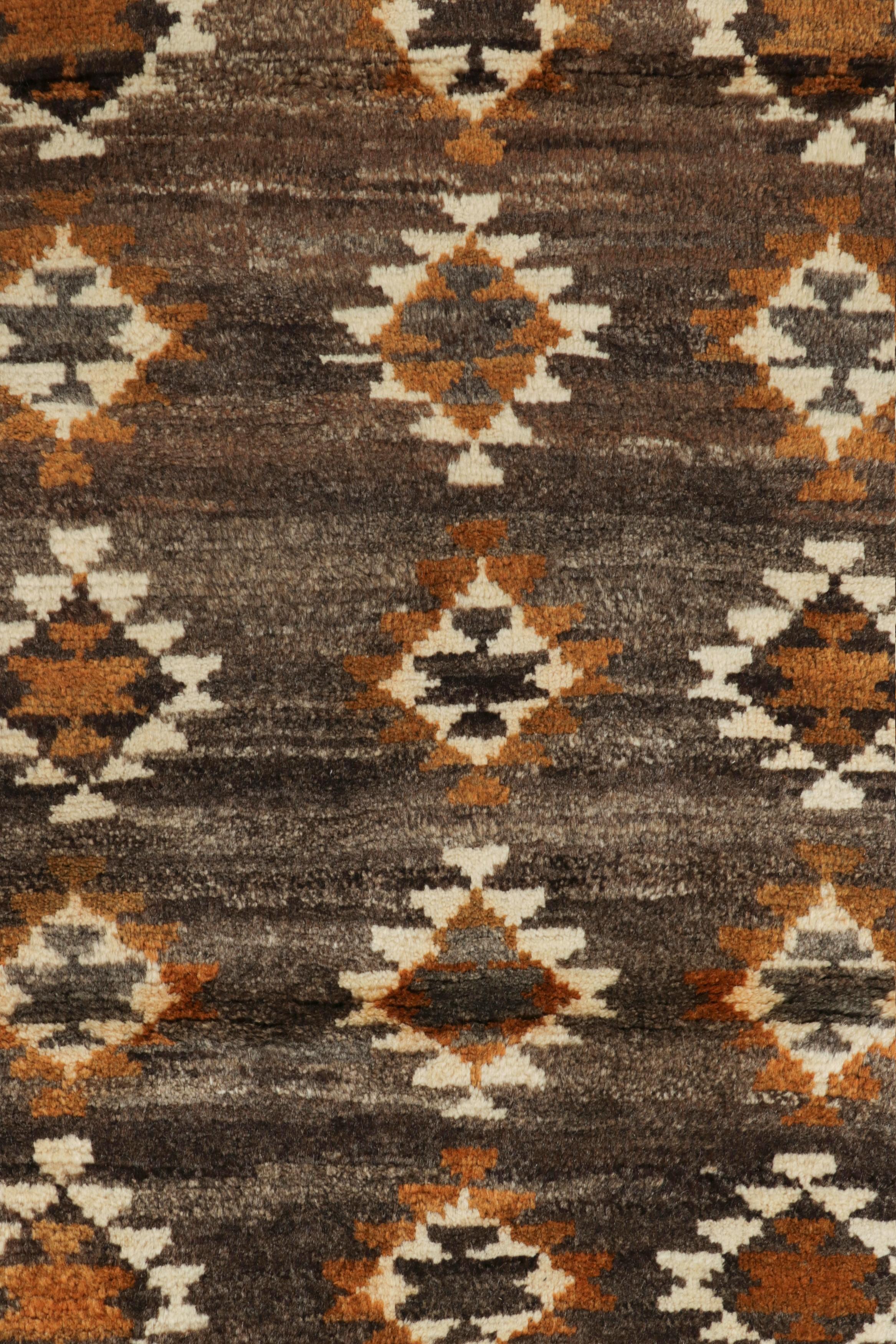 Alfombra persa Gabbeh vintage con motivos geométricos beige-marrón - Rug & Kilim en Bueno estado para la venta en Long Island City, NY