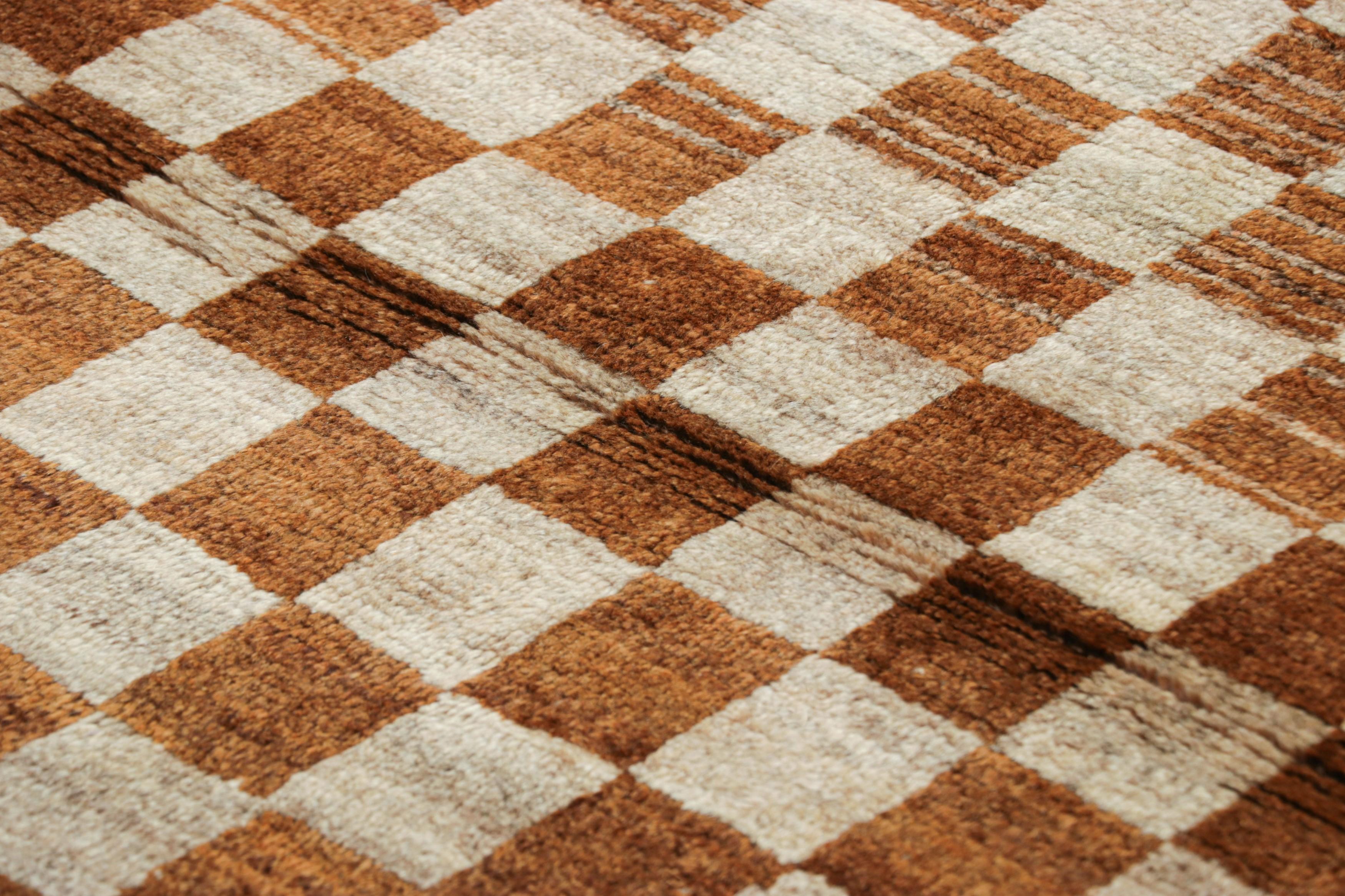 Esta alfombra persa Gabbeh vintage de 3x5 es la última incorporación a la colección de piezas tribales raras de Rug & Kilim. Anudado a mano en lana hacia 1950-1960.

Sobre el diseño: 

Esta alfombra Gabbeh vintage presenta una hipnotizante visión de