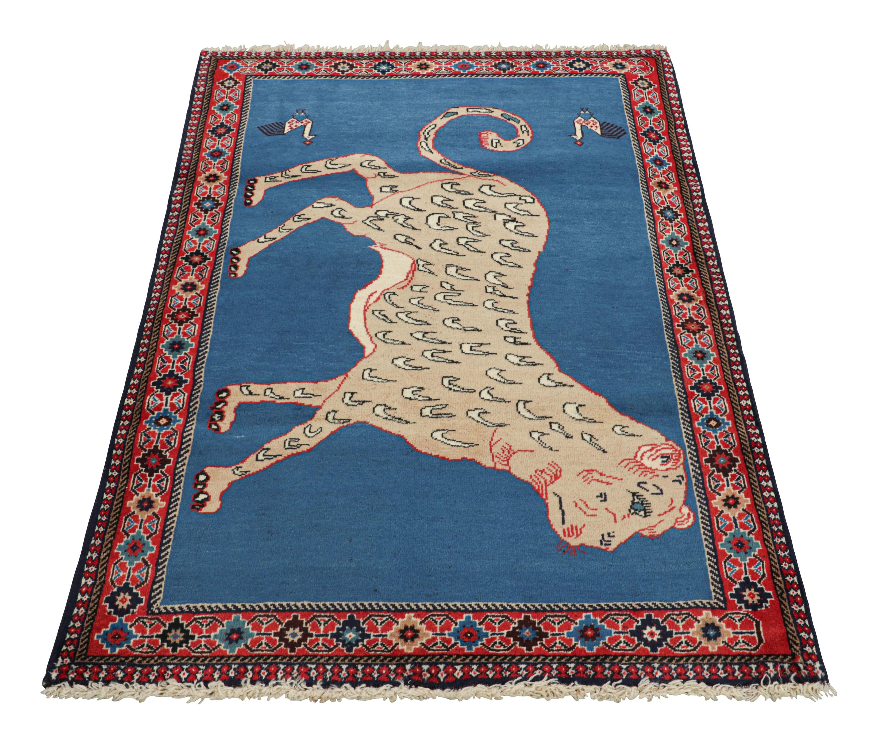 Vintage Gabbeh Persischer Läufer, Blau mit Tierbildern - Rug & Kilim im Zustand „Gut“ im Angebot in Long Island City, NY