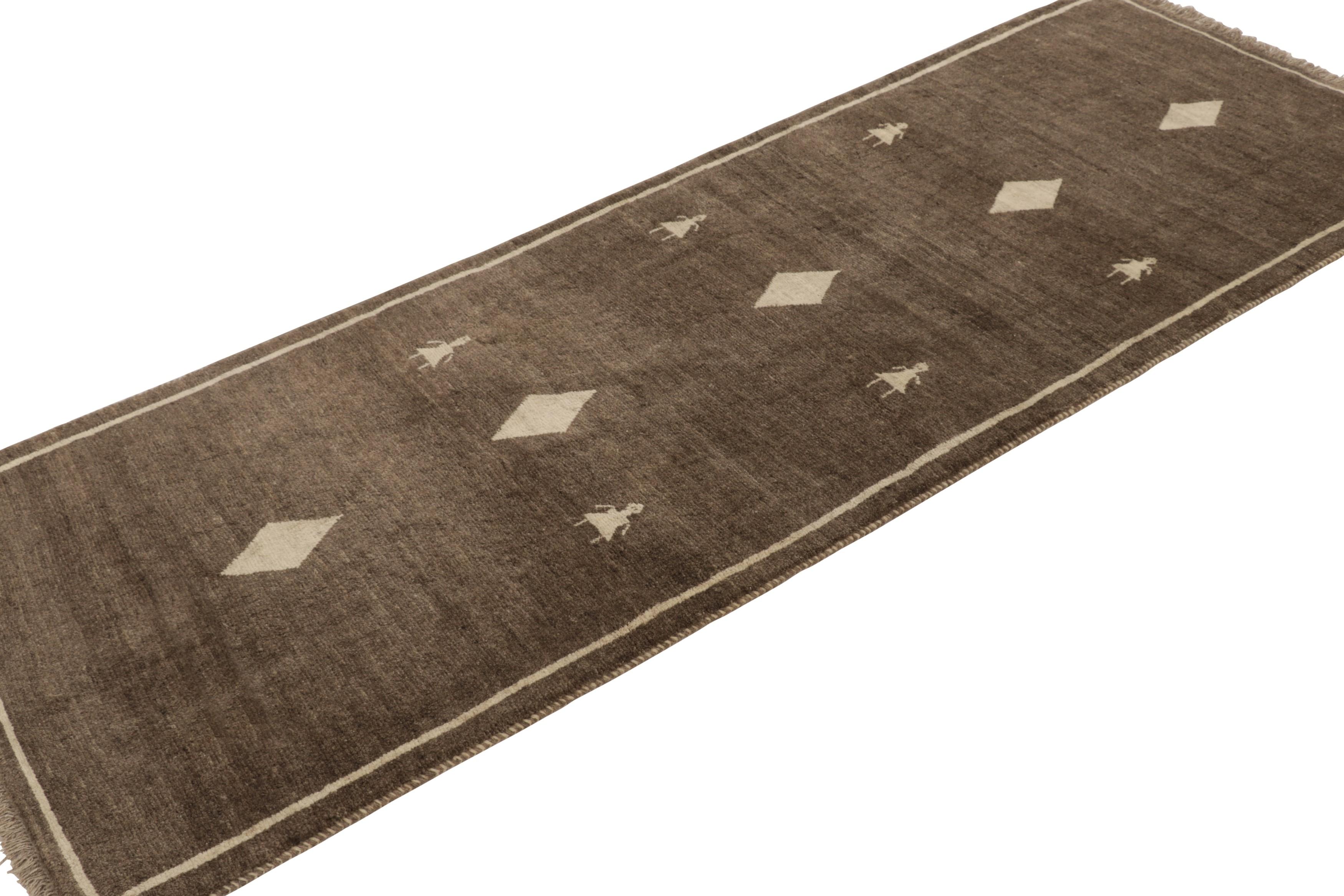 Tappeto persiano Gabbeh vintage in marrone con medaglioni a diamante - Rug & Kilim In condizioni ottime in vendita a Long Island City, NY