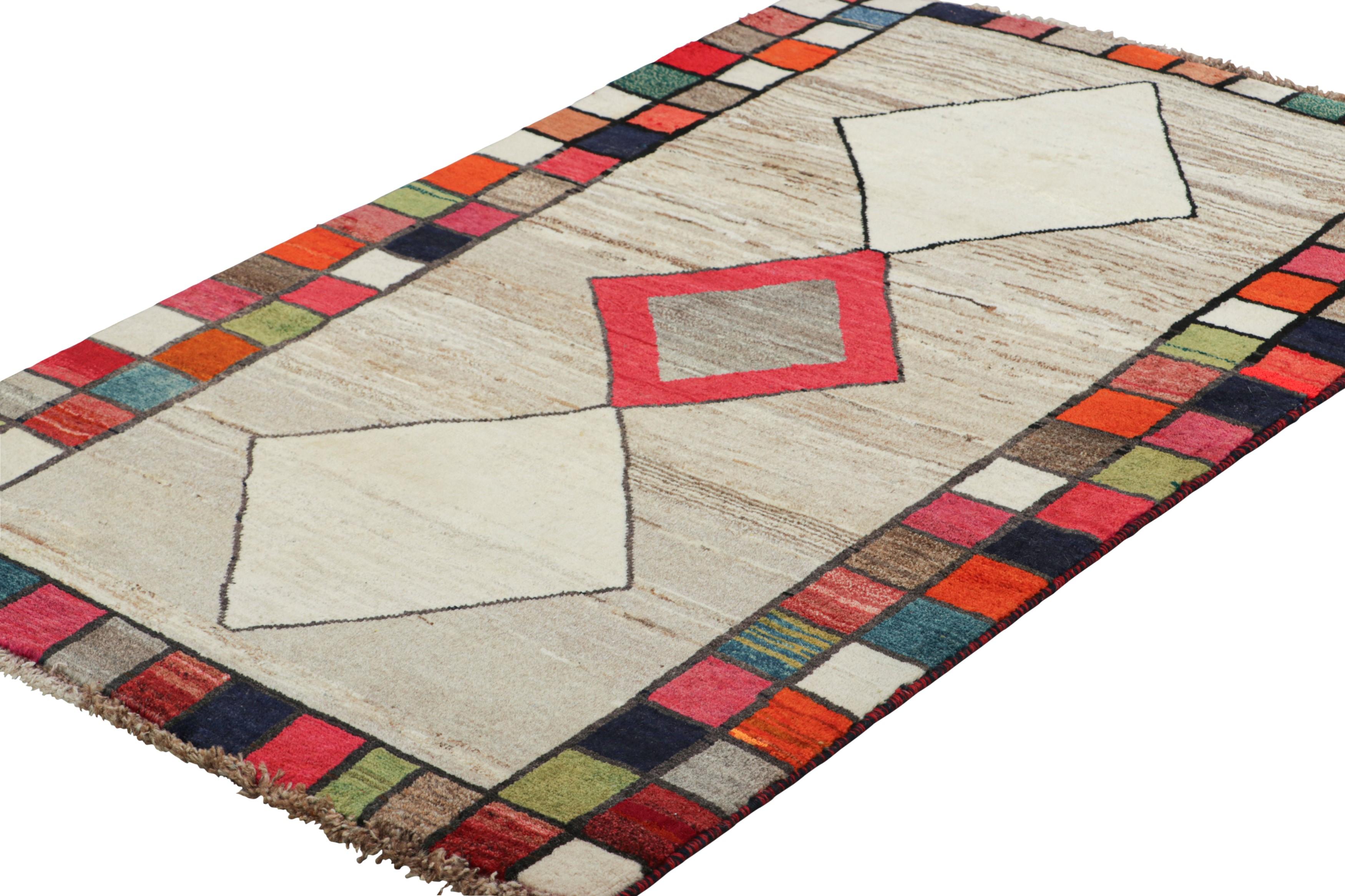 Traves de Mesa Persa Gabbeh Vintage con Medallones de Diamantes Multicolor - Rug & Kilim Anudado a mano en venta