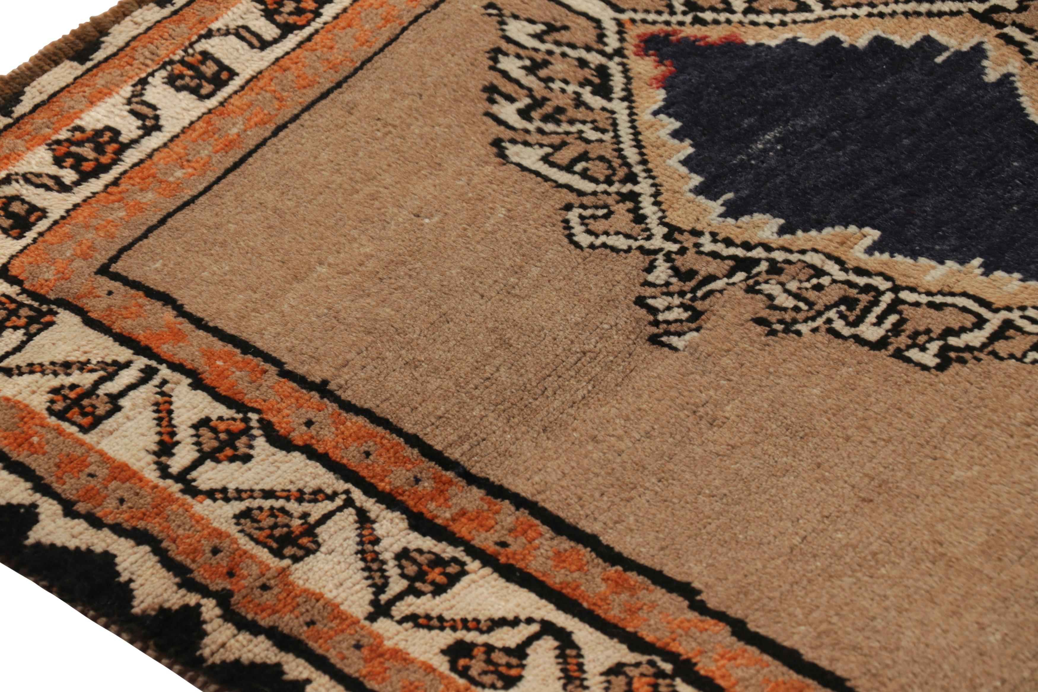 Vintage Gabbeh Persischer Stammesteppich, Beige-Braun DIamond Medaillons - Rug & Kilim (Handgeknüpft) im Angebot