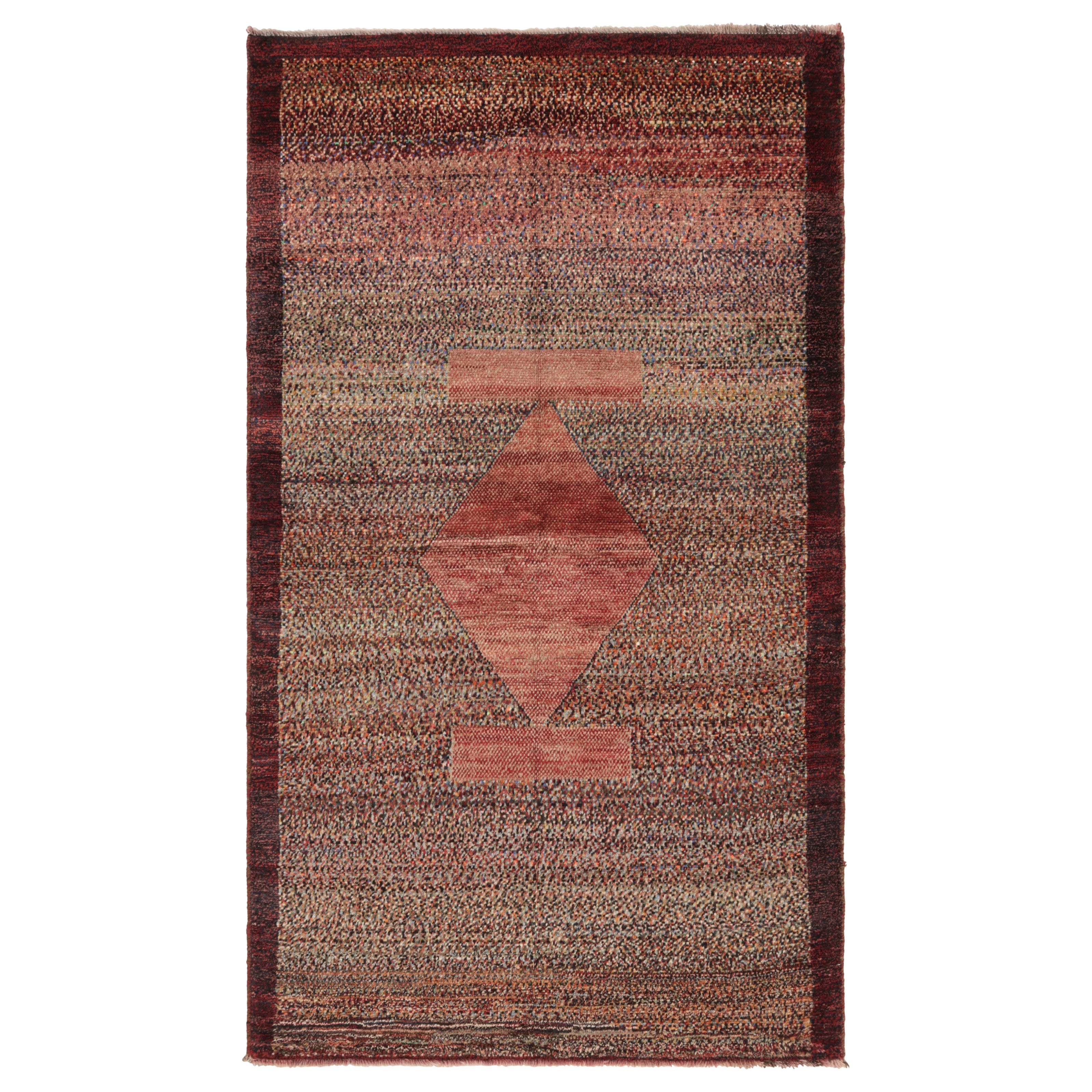 Alfombra Tribal Persa Gabbeh Vintage, Marrón con Medallón Rosa - Rug & Kilim en venta