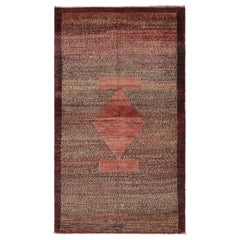 Tappeto tribale persiano Gabbeh vintage, marrone con medaglione rosa - Rug & Kilim