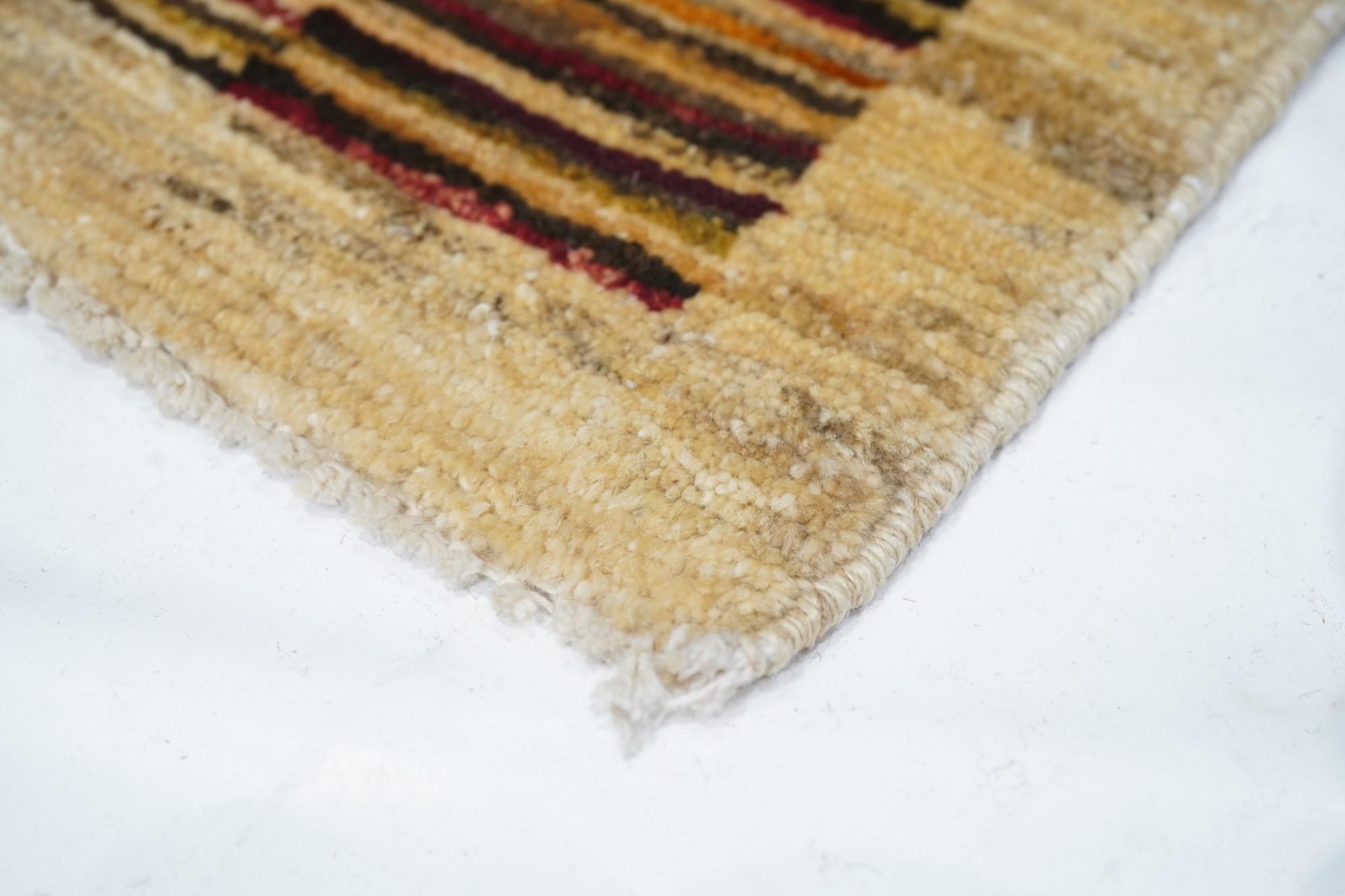 Vintage Gabbeh Rug 3'4'' x 4'10'' In Good Condition For Sale In New York, NY
