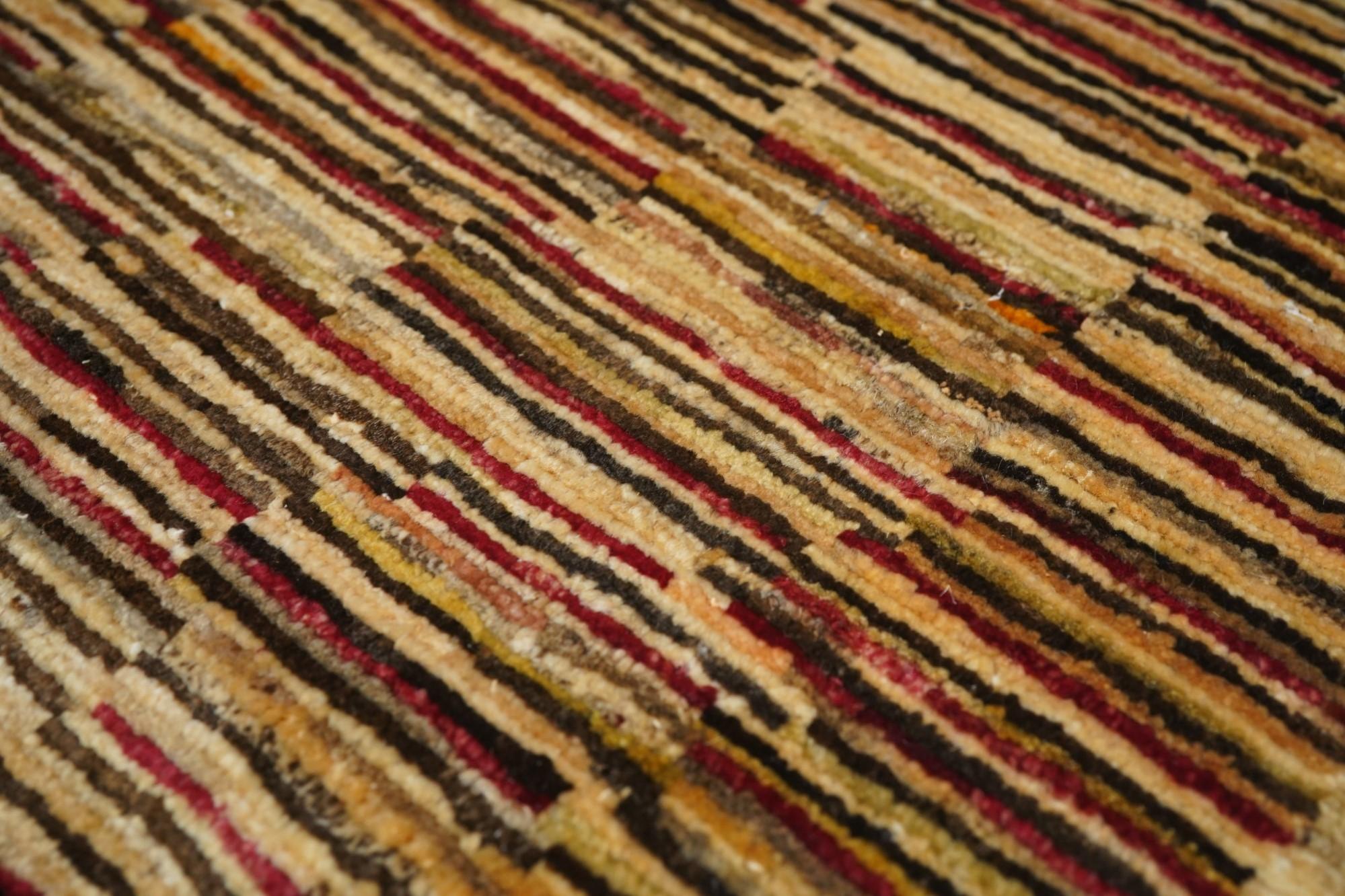 Vintage Gabbeh Rug 3'4'' x 4'10'' For Sale 1
