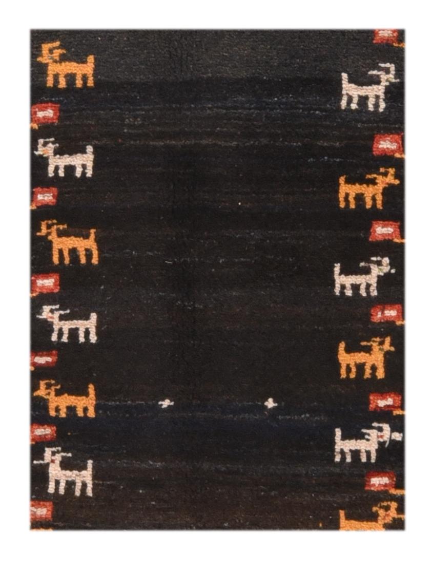 Vintage Gabbeh Rug 3'9'' x 5'9'' In Good Condition For Sale In New York, NY