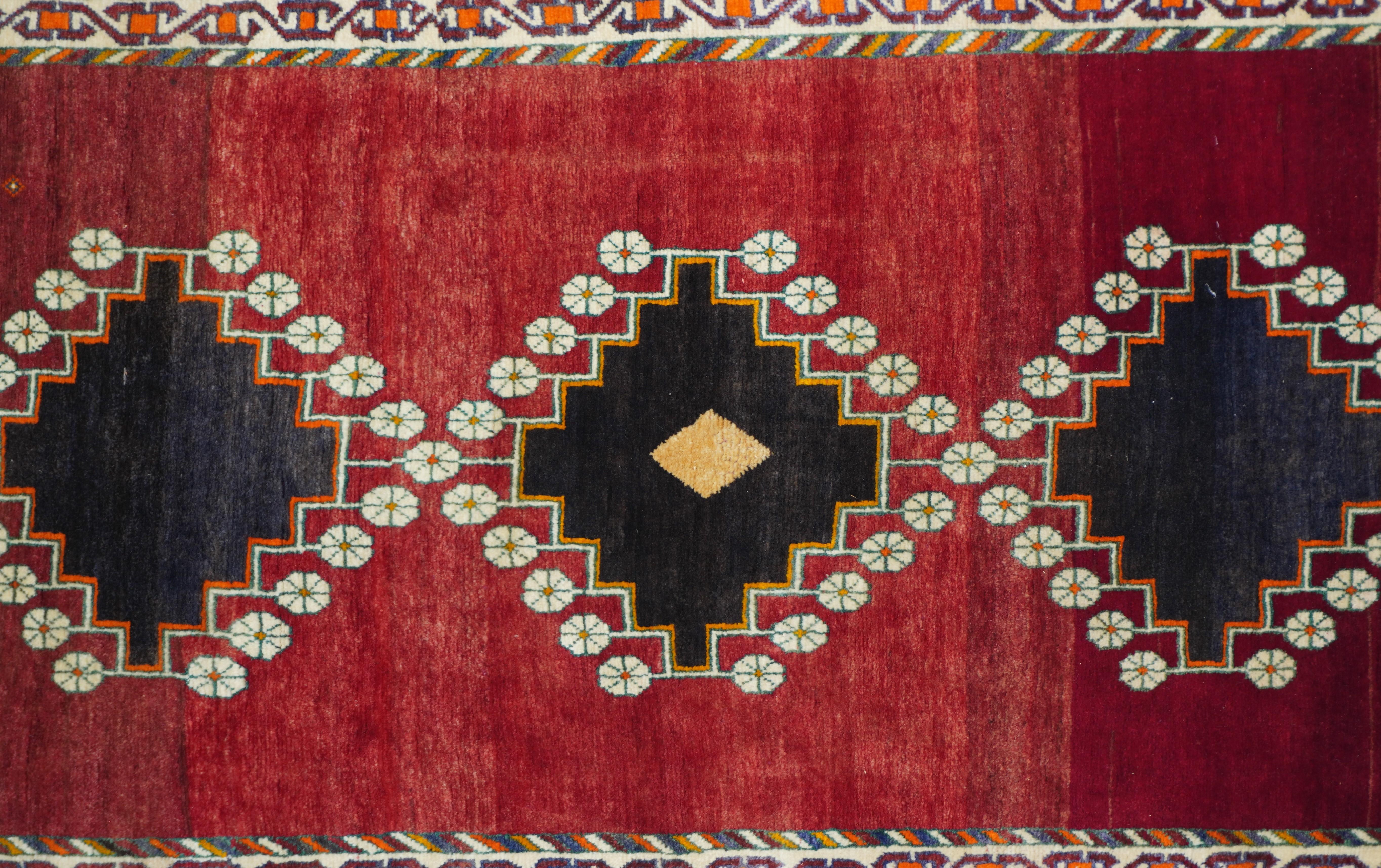 Vintage Gabbeh Rug  In Good Condition For Sale In New York, NY