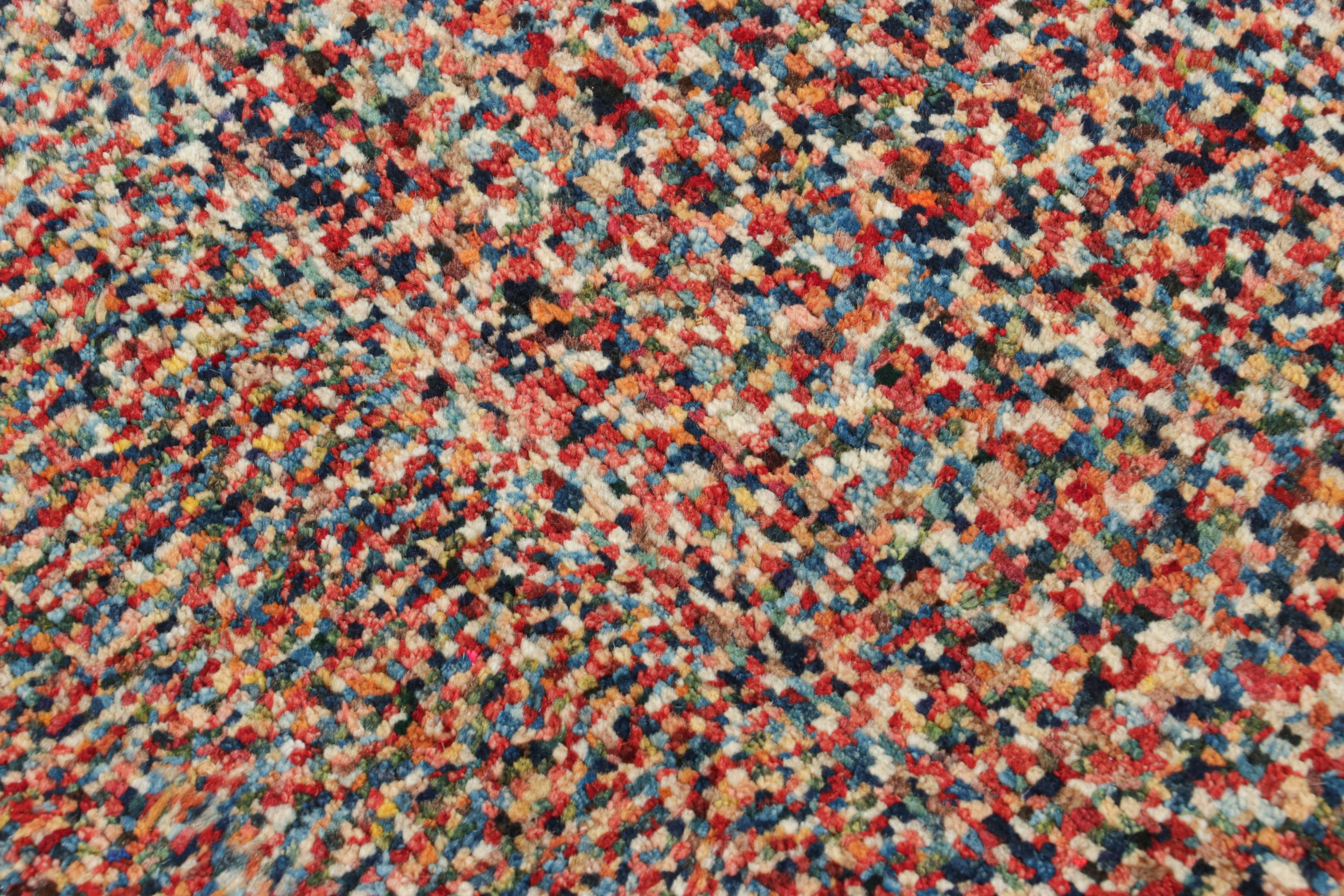 Ein alter persischer Gabbeh-Teppich (3x4), der einen großartigen Beitrag zu Rug & Kilim's Kuration seltener Stammesstücke darstellt. Handgeknüpft aus Wolle, entstanden um 1950-1960.

Über das Design:

Dieses Stück zeichnet sich durch ein