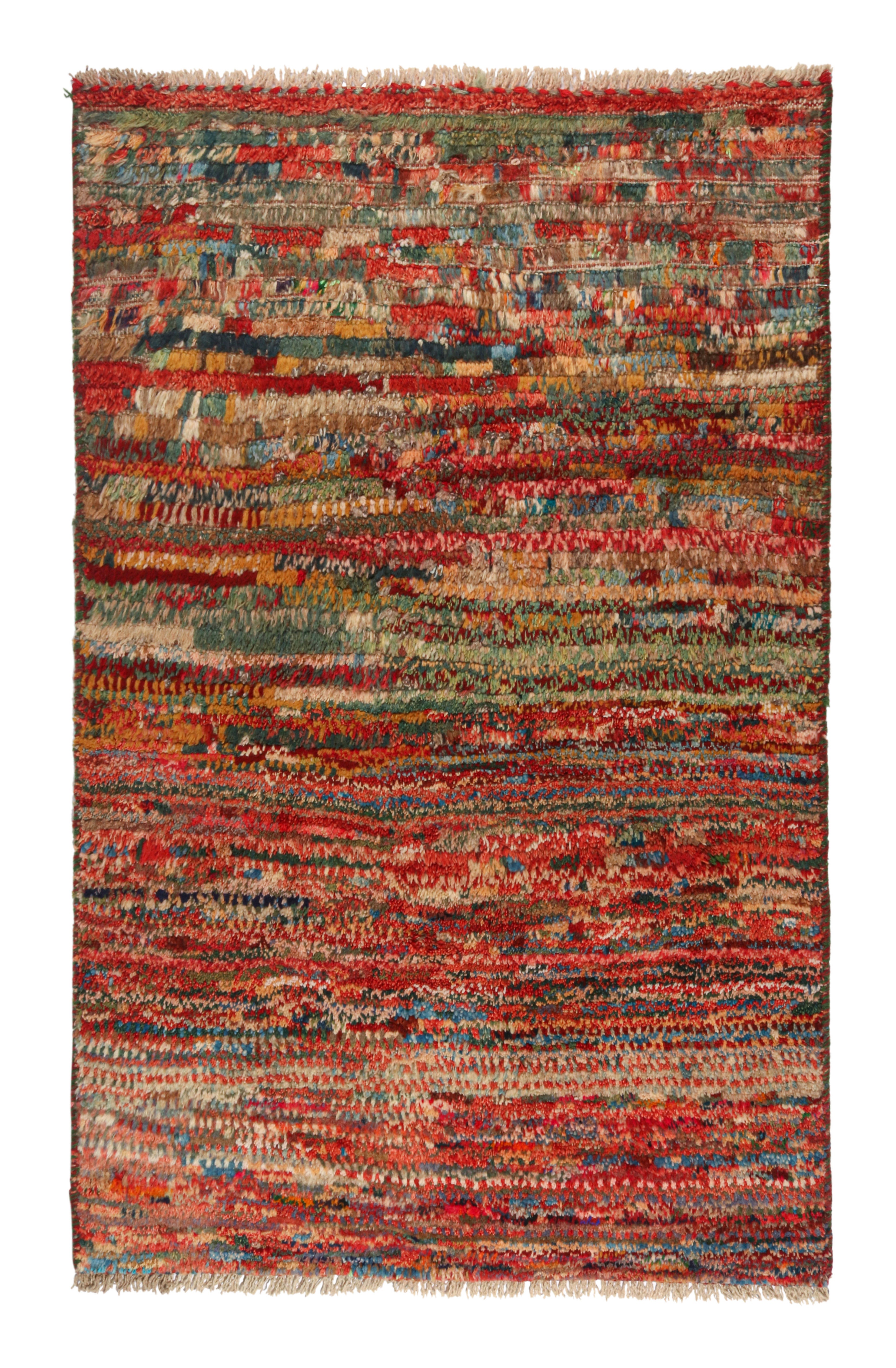 Gabbeh Tribal Teppich im Vintage-Stil mit polychromem Striae-Muster von Teppich & Kelim