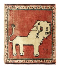 Gabbeh Tribal Teppich im Vintage-Stil, rot mit beigefarbenem Bild und floralem Muster von Teppich & Kelim