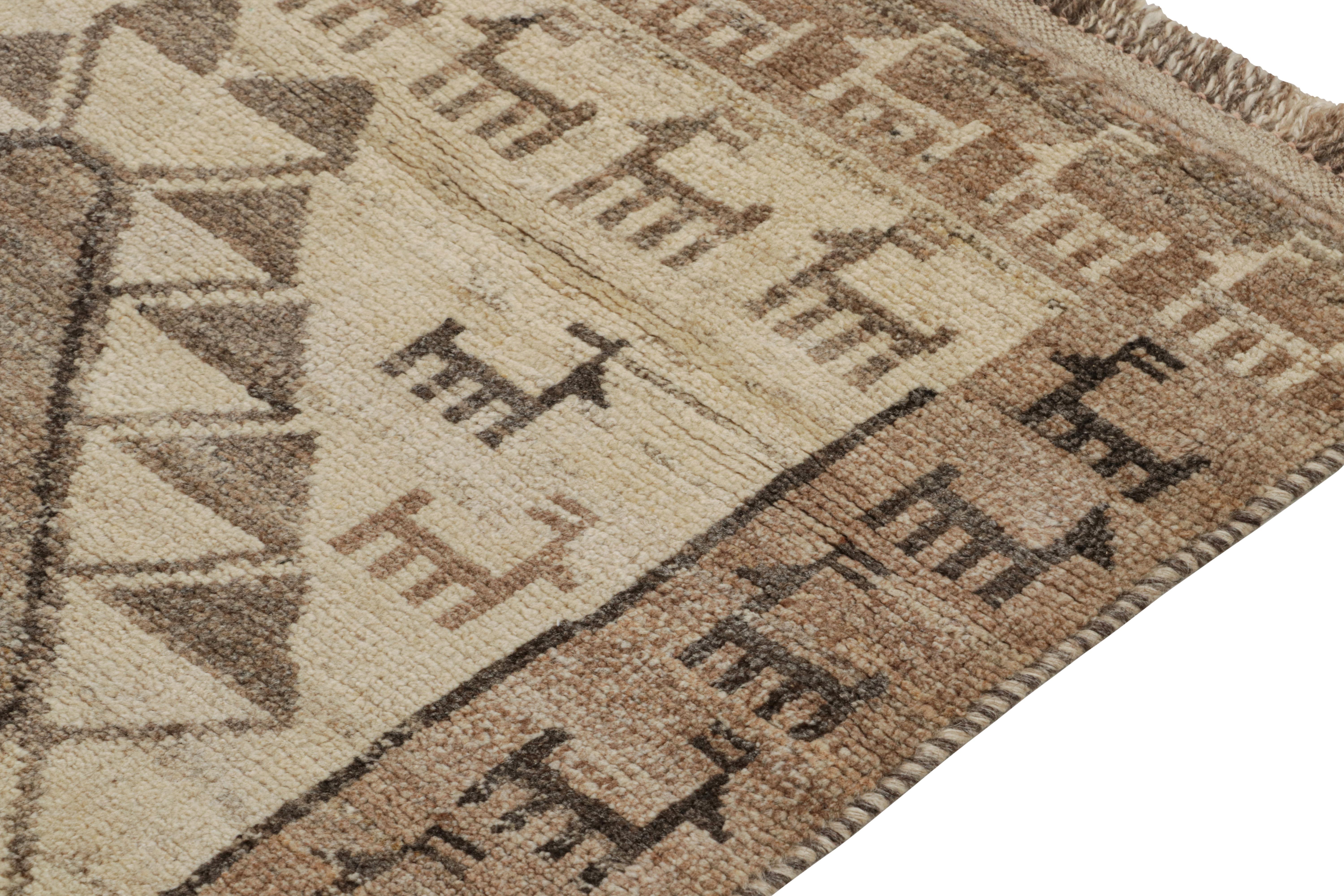 Vintage Gabbeh Tribal Runner in Grey and Brown Pictorial Patterns by Rug & Kilim In Good Condition For Sale In Long Island City, NY