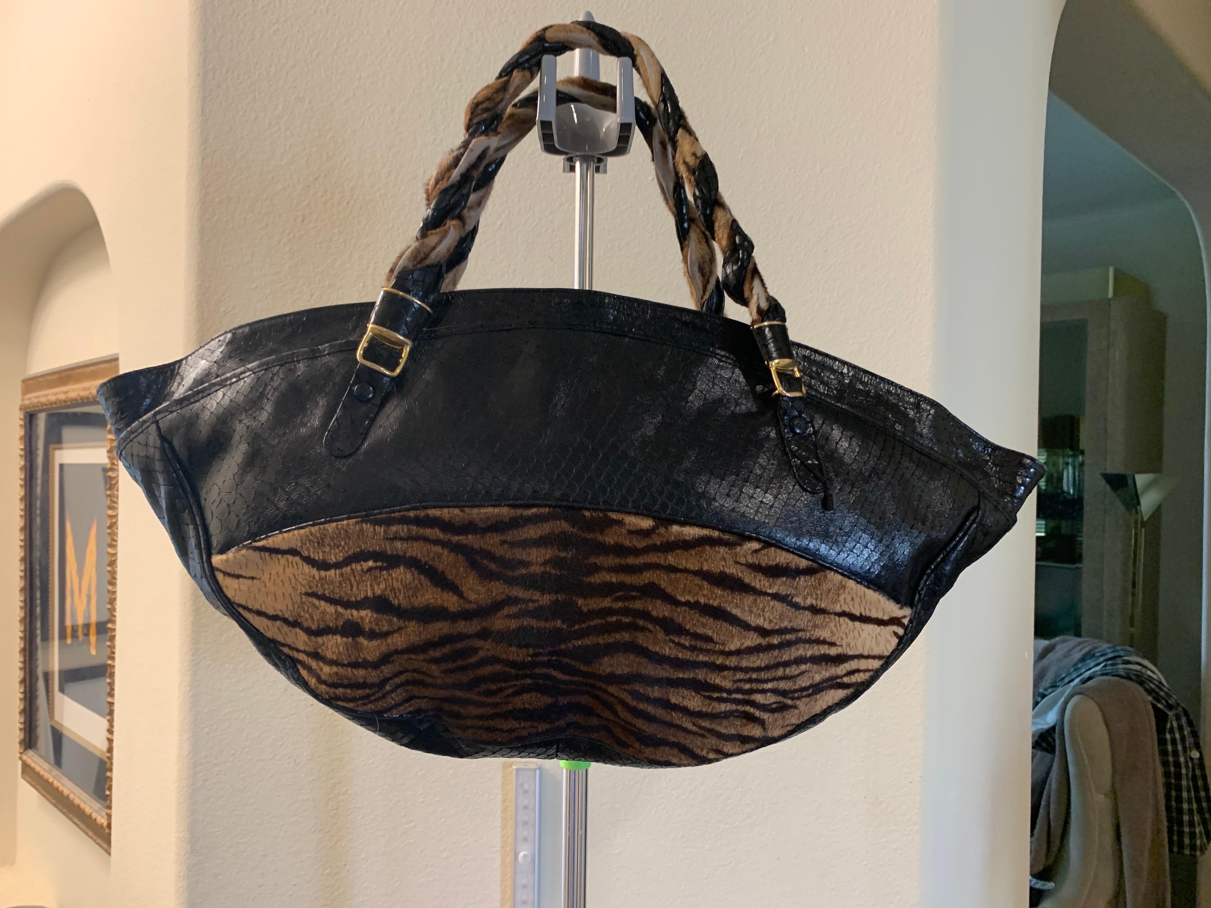 Vintage Gabbrielli Italy Mixed Leather Large Chic Handbag For Sale 3