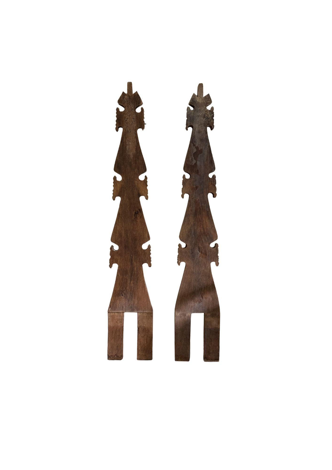 Vintage Gadang House Roof Ornaments, Hand-Carved Floral Motifs from West Sumatra For Sale 5