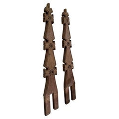 Skulpturen und Schnitzereien aus Holz