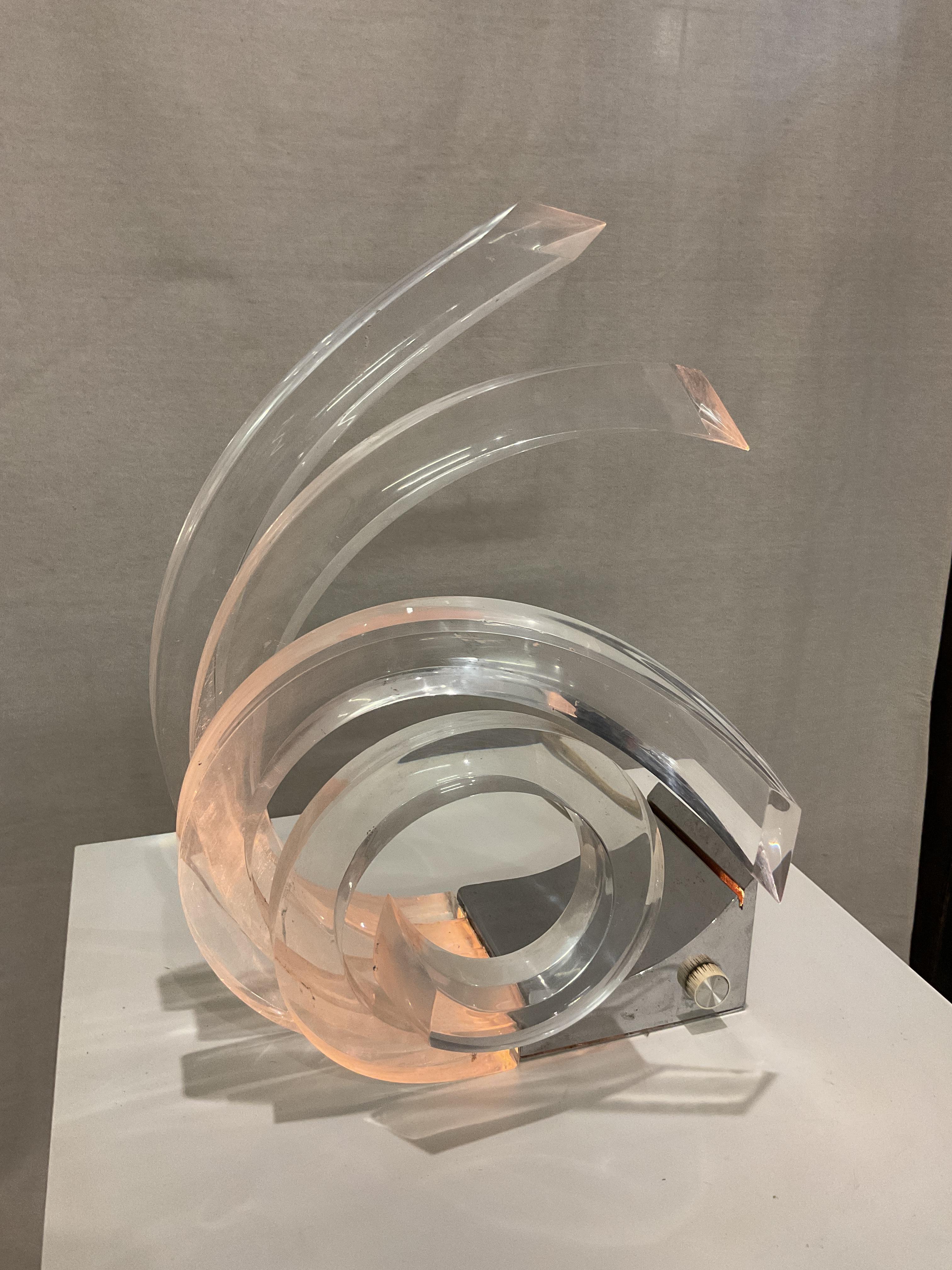 Vintage Gaetano Missaglia for Missaglia Lucite Table Lamp For Sale 2