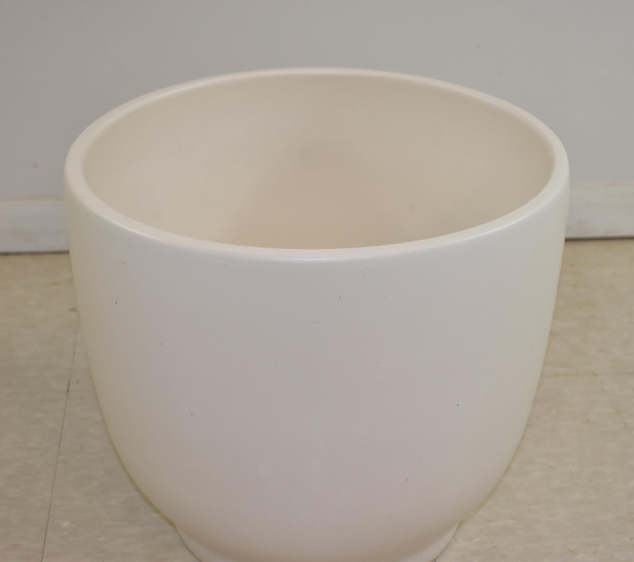 Vintage cream pottery footed planter made in the U.S.A.