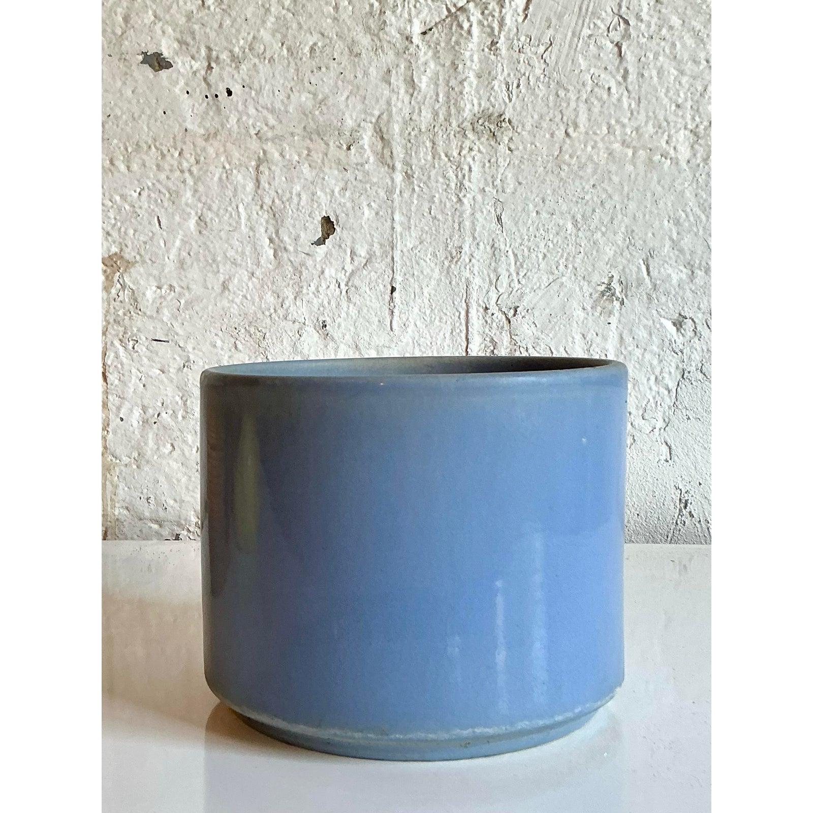 20ième siècle Vintage Gainey Lavender C8 Pottery Planter en vente