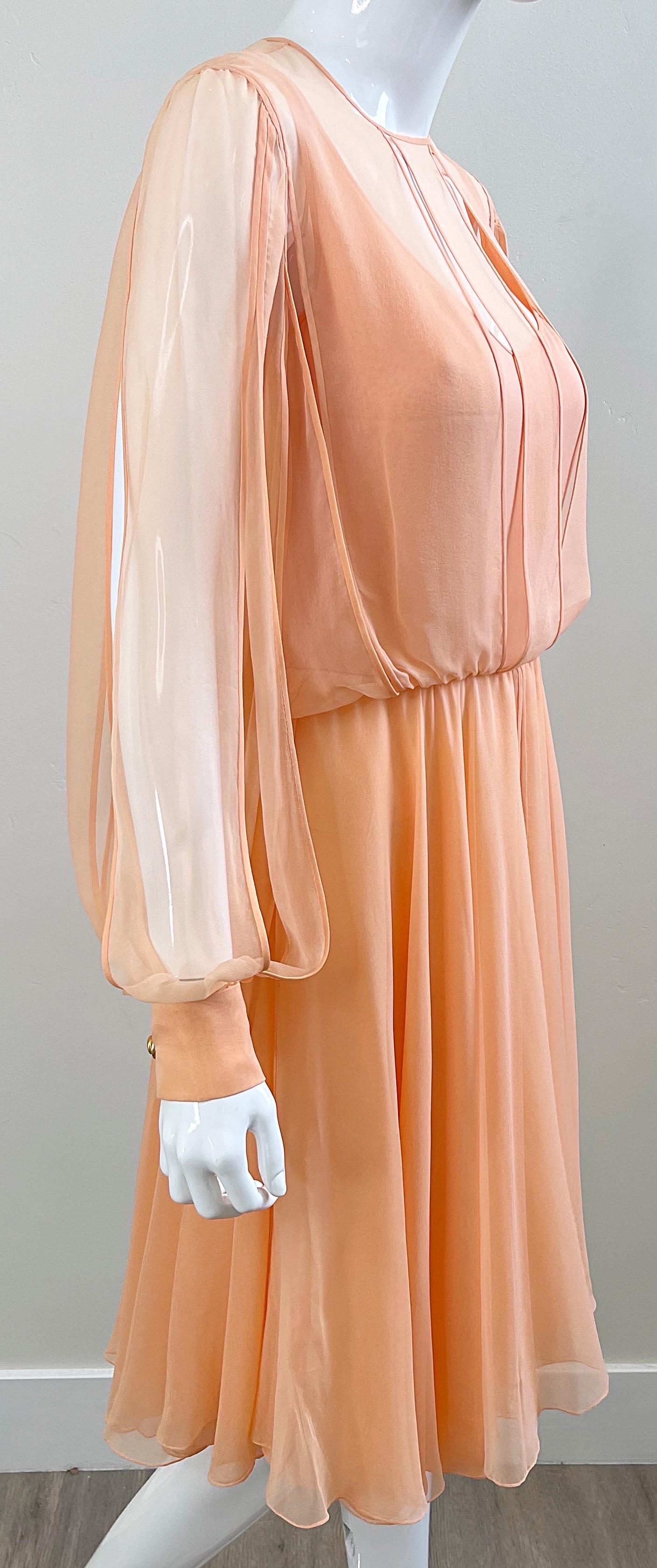 Vintage Galanos Couture 1980 Peach Salmon Silk Chiffon Flowy 80s Dress  en vente 7
