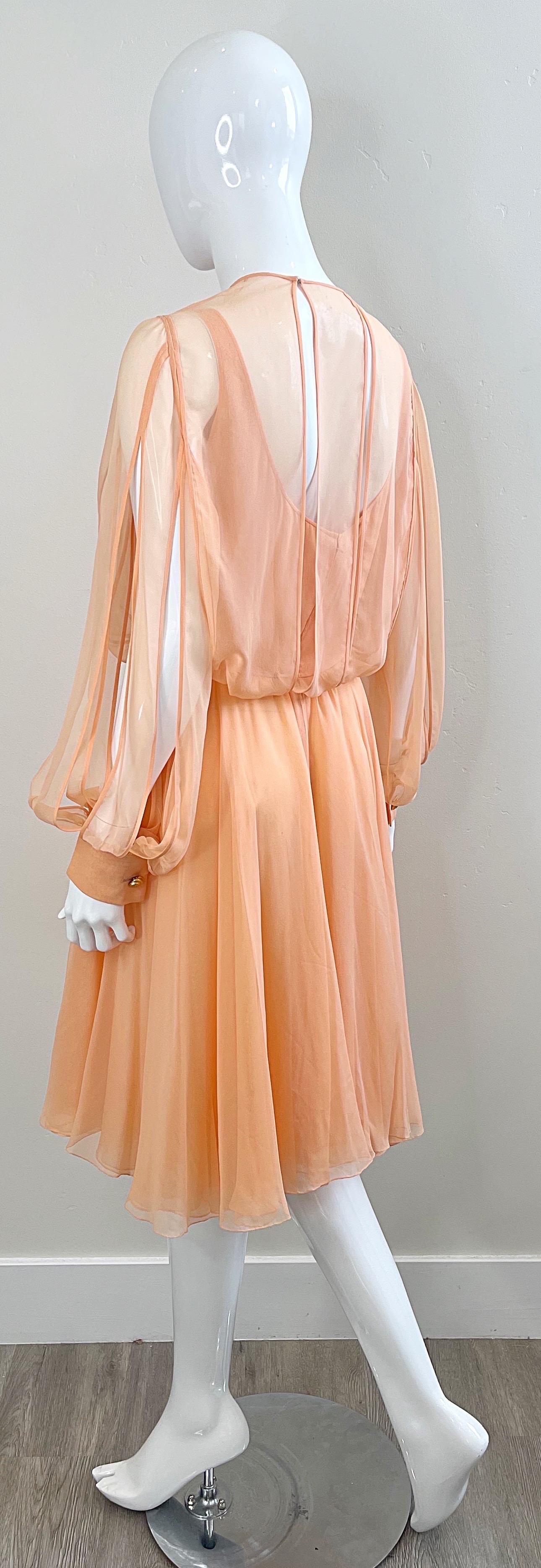 Vintage Galanos Couture 1980 Peach Salmon Silk Chiffon Flowy 80s Dress  en vente 8