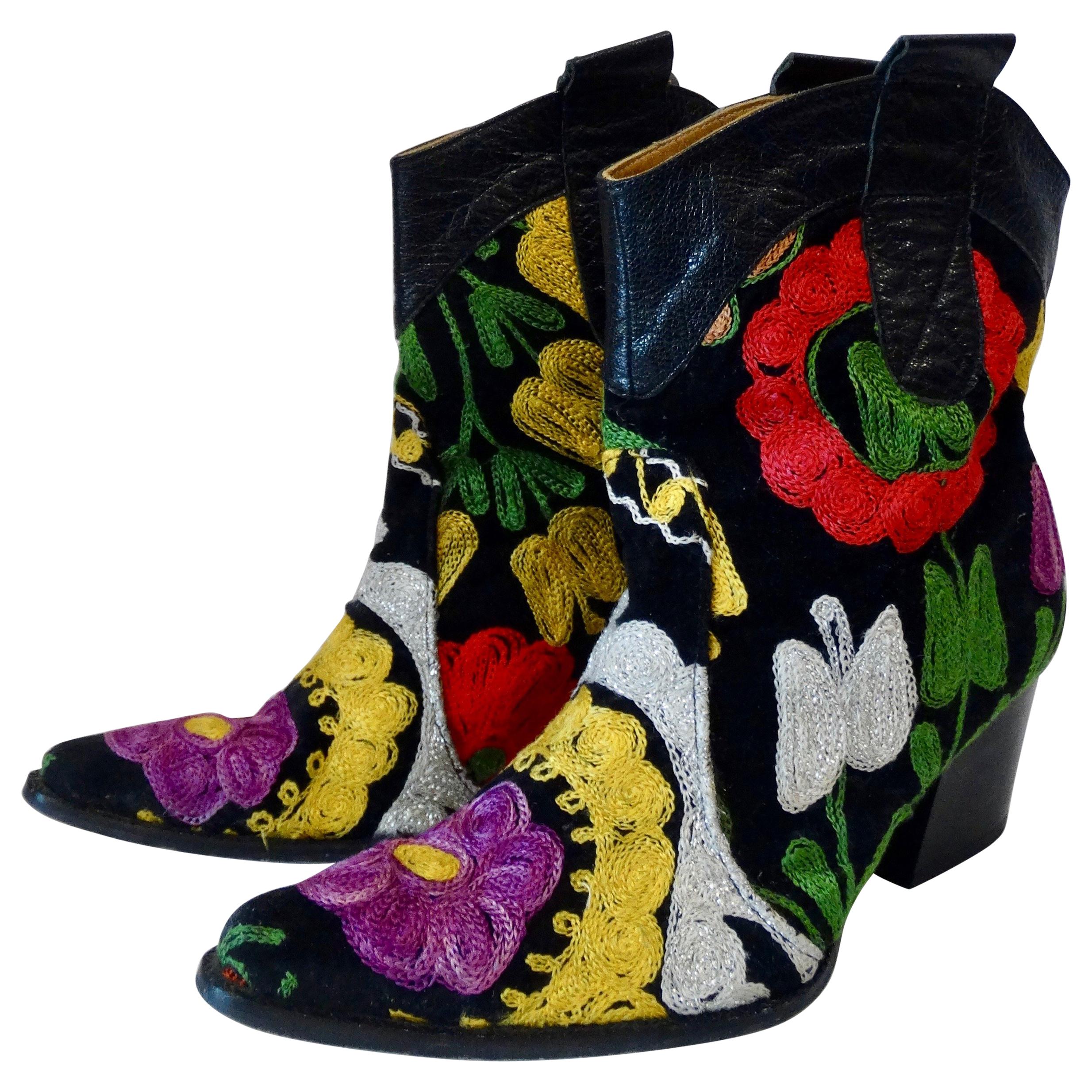 Galeri Cengiz Floral Embroidered Cowboy Booties 