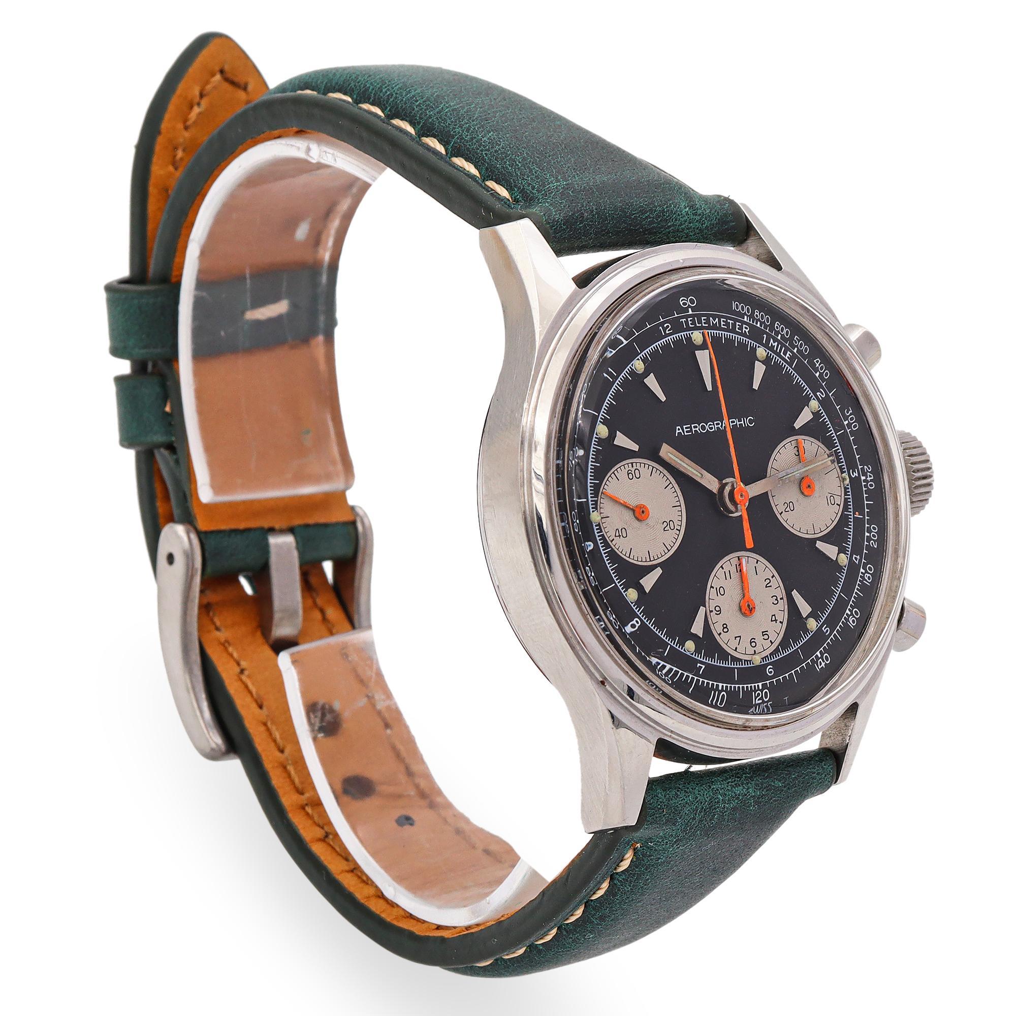 Vintage Gallet Aerographic Valjoux 72 Chronograph Men's Watch In Good Condition For Sale In New York, NY