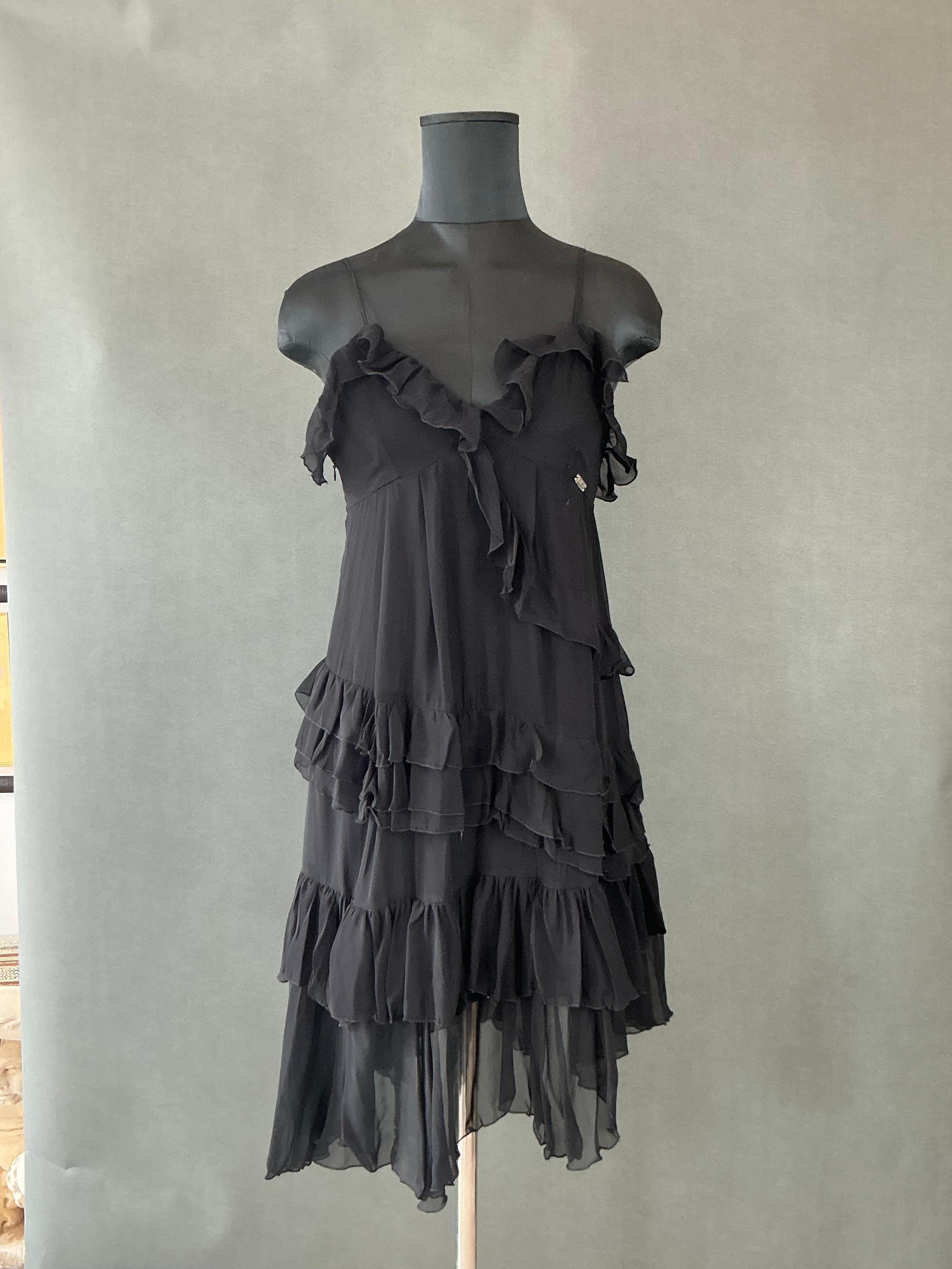 Vestido negro de volantes Vintage Galliano en Bueno estado para la venta en Lake Worth Beach, FL