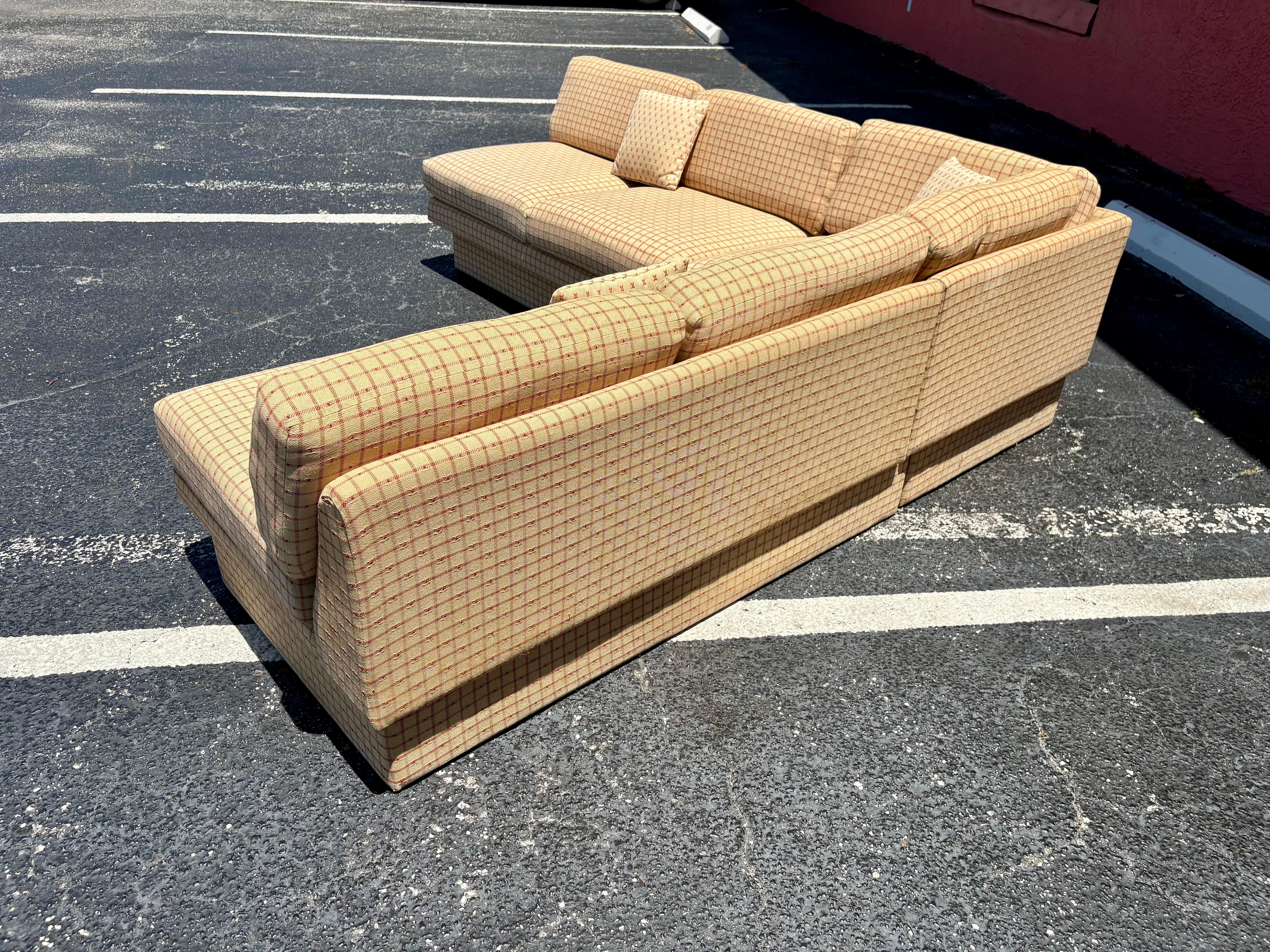 Vintage Galloways Post Modern Two Piece Checked Plaid Sectional Sofa In Good Condition In Lutz, FL