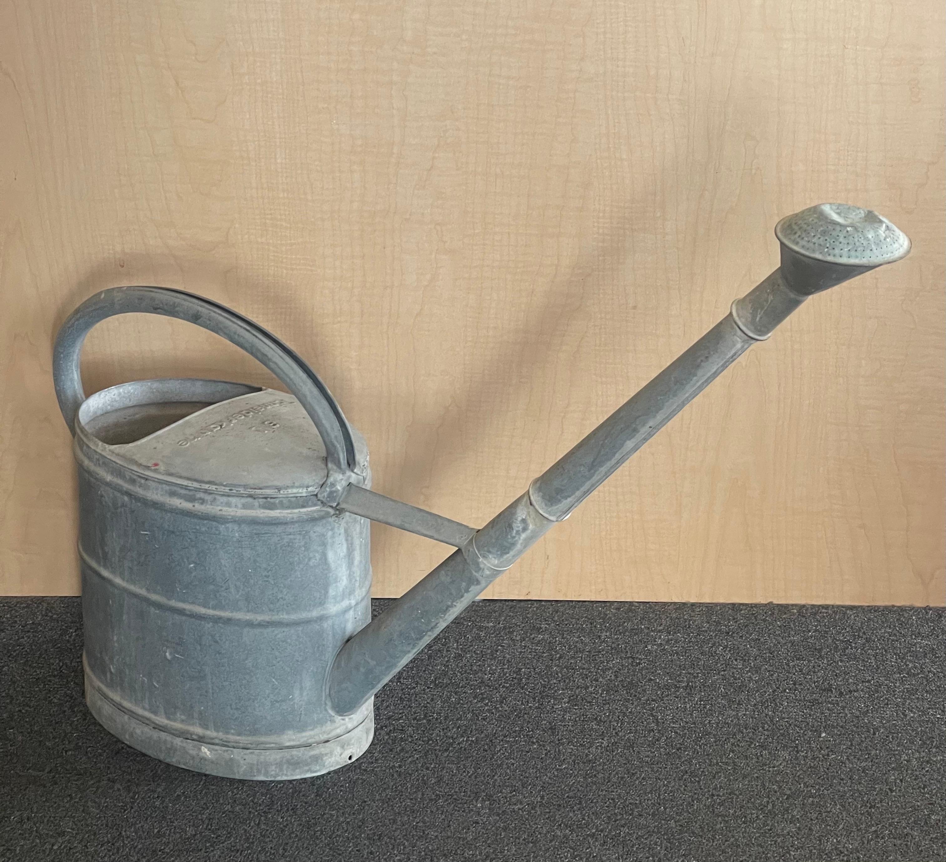 Vintage Galvanized Steel Watering Can by Schneiderkanne For Sale 2