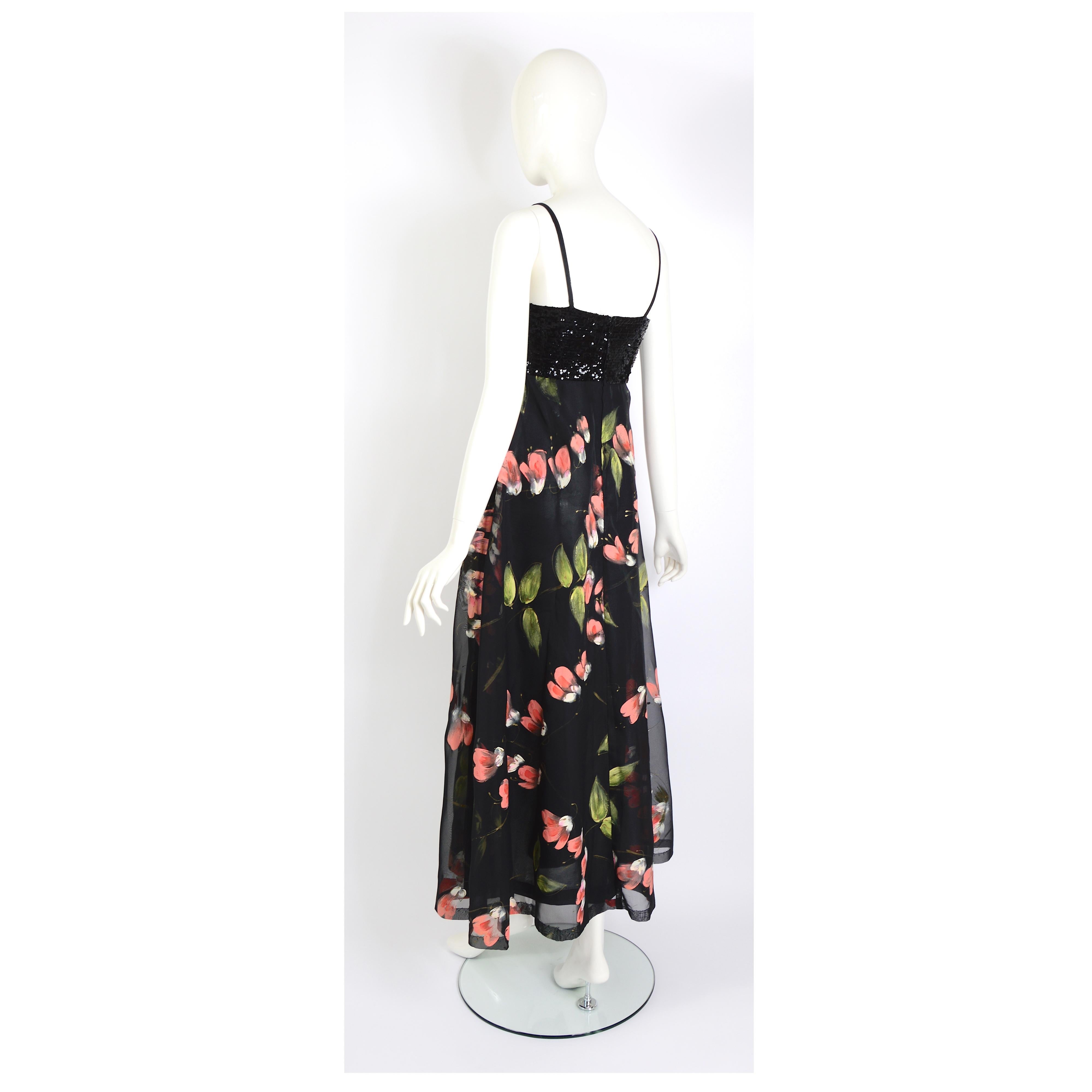 Women's Vintage garden party chique beaded bodice flower design empire waist long dress For Sale