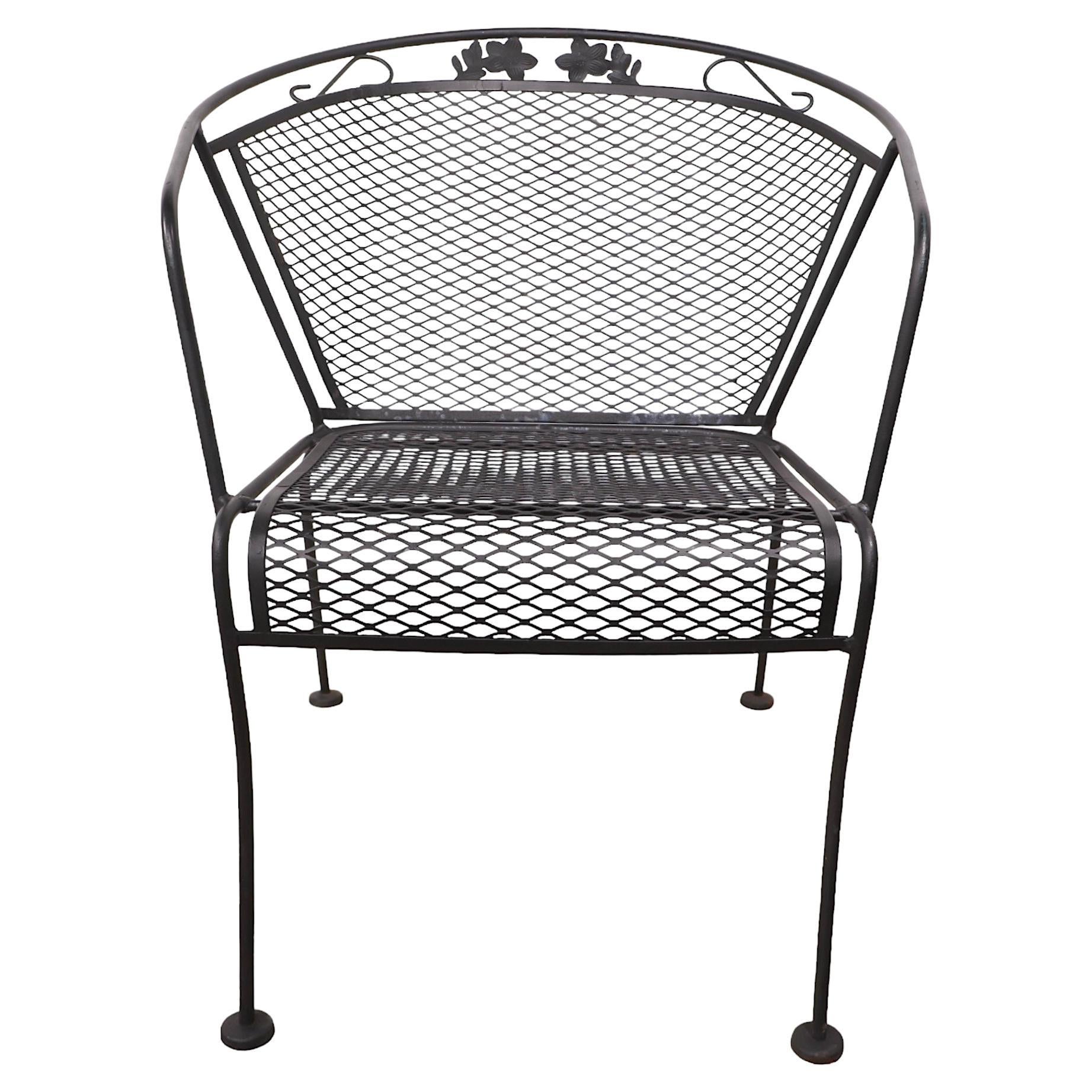 Chaise de salle à manger de jardin vintage attribuée à The Woodard Furniture Company  1960/70