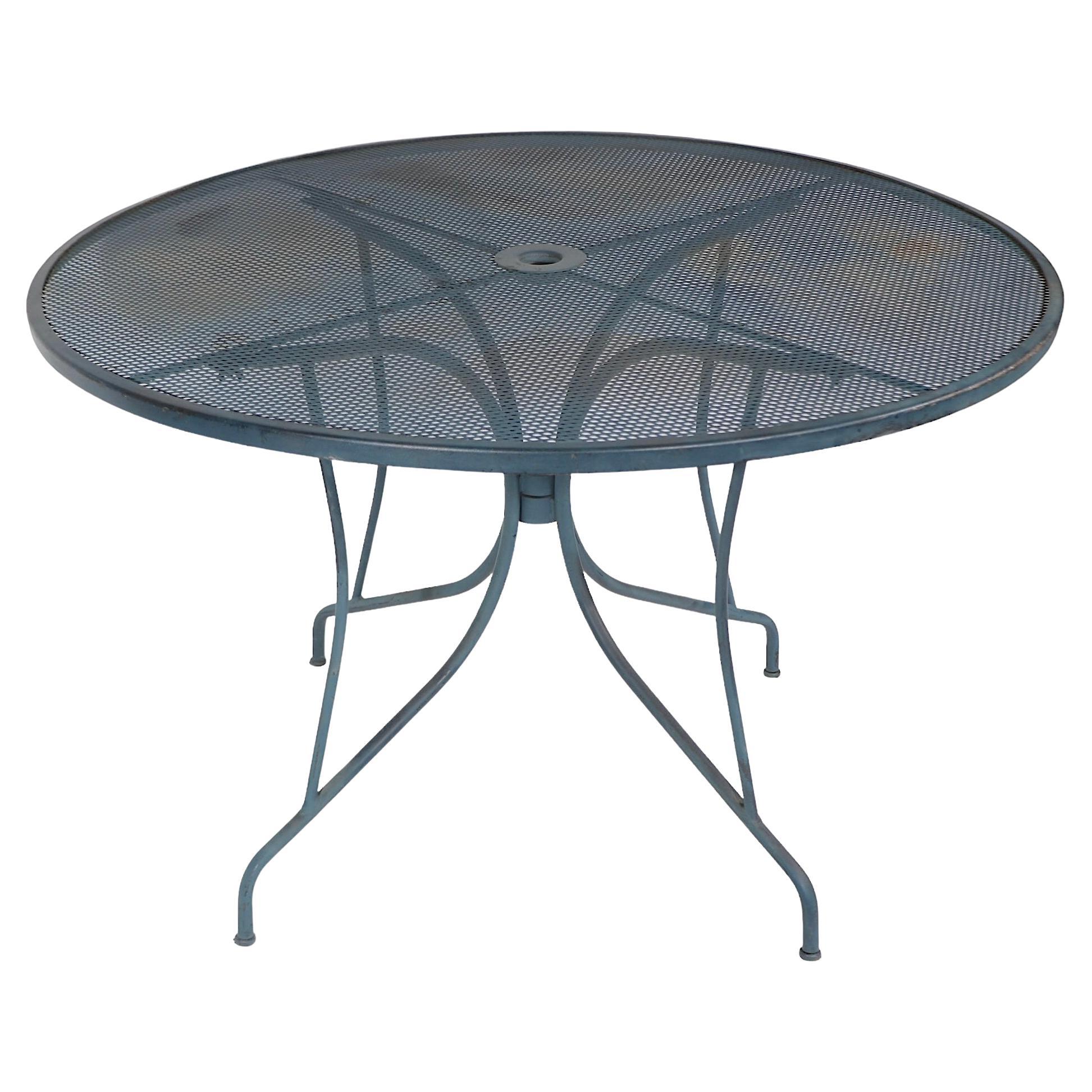 Vintage Garden Patio Poolside Cafe Dining Table by Meadowcraft c. 1950/60's For Sale