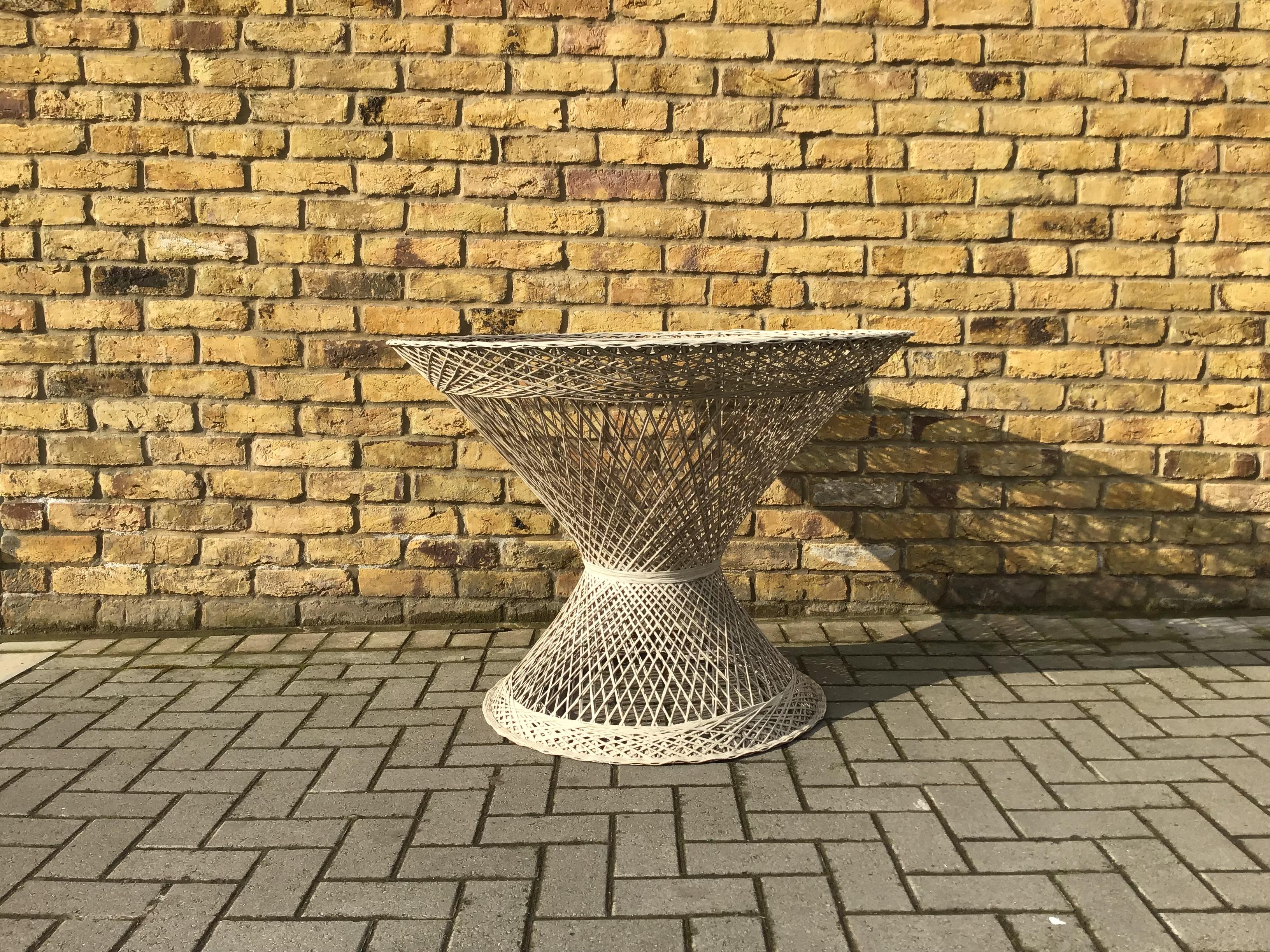Vintage Garden/Patio Table by Russell Woodard In Good Condition In London, Lambeth