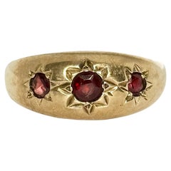 Vintage Garnet 9 Carat Gold Three-Stone Star Setting Ring