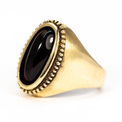Vintage Garnet and 9 Carat Gold Ring