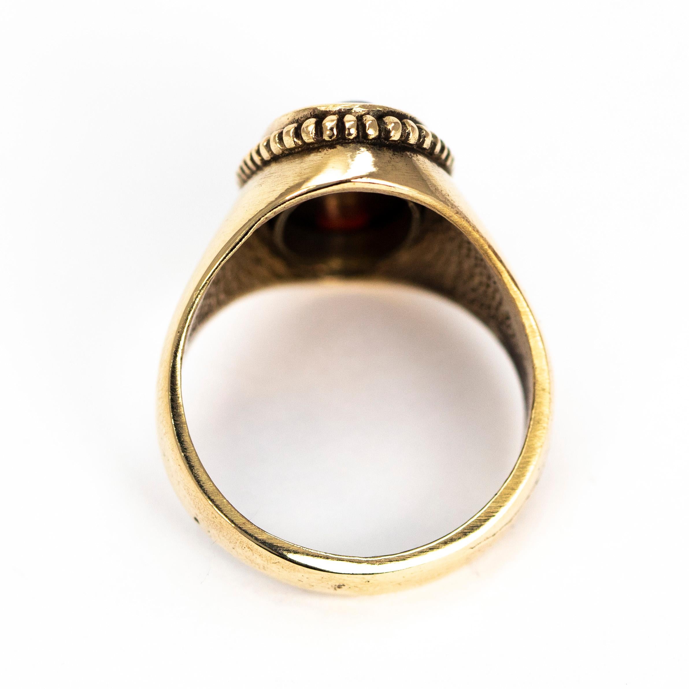 Women's or Men's Vintage Garnet and 9 Carat Gold Ring